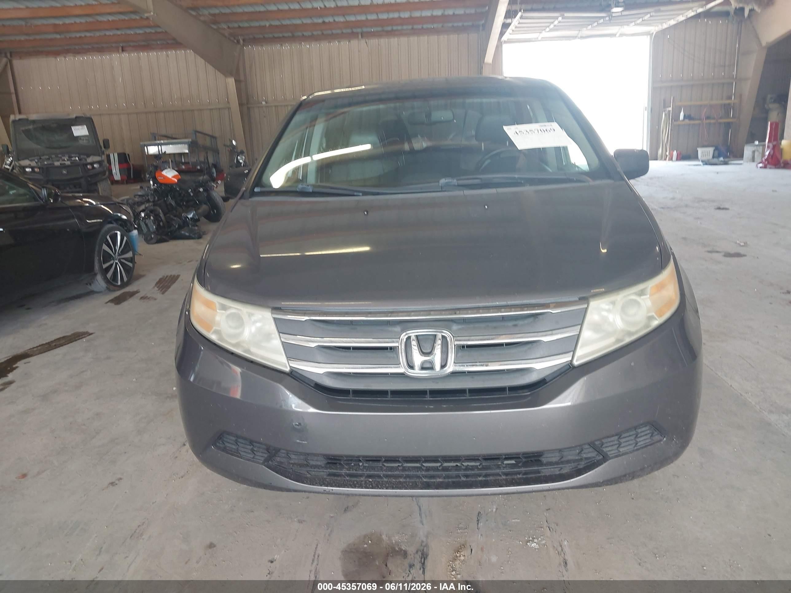2011 Honda Odyssey Ex-l Серый vin: 5FNRL5H61BB064752
