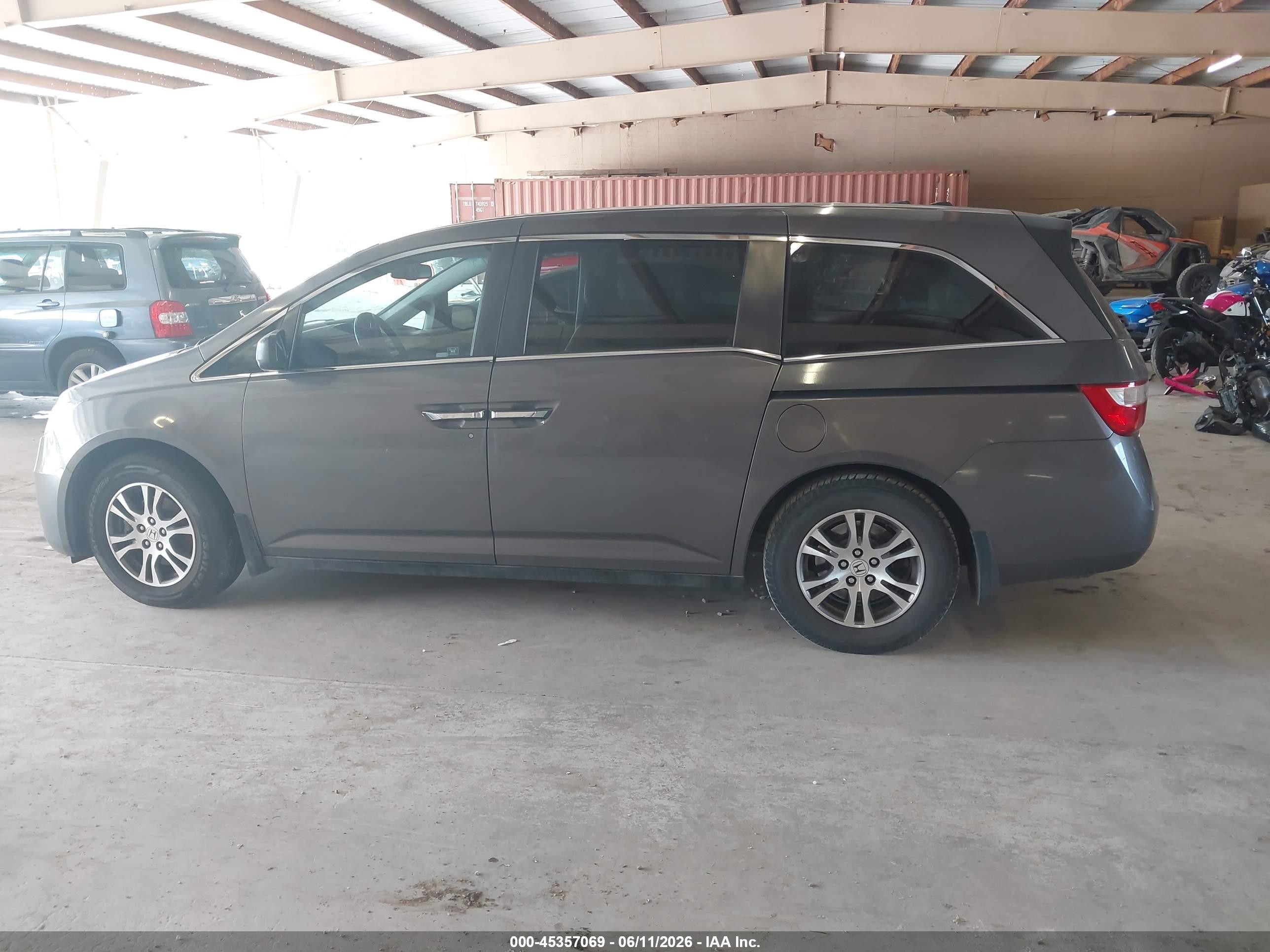 2011 Honda Odyssey Ex-l Серый vin: 5FNRL5H61BB064752