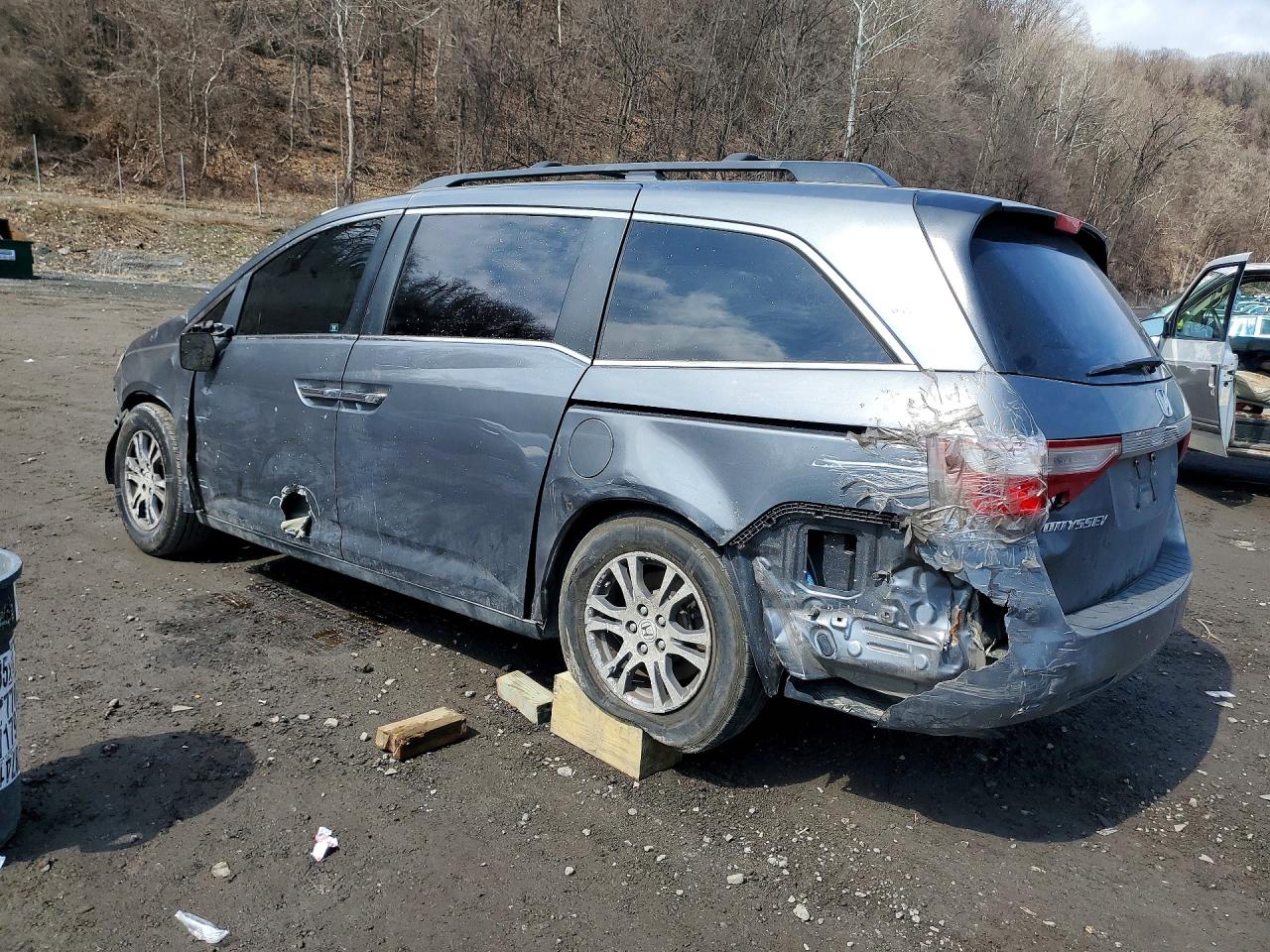2011 Honda Odyssey Exl Gray vin: 5FNRL5H61BB068171