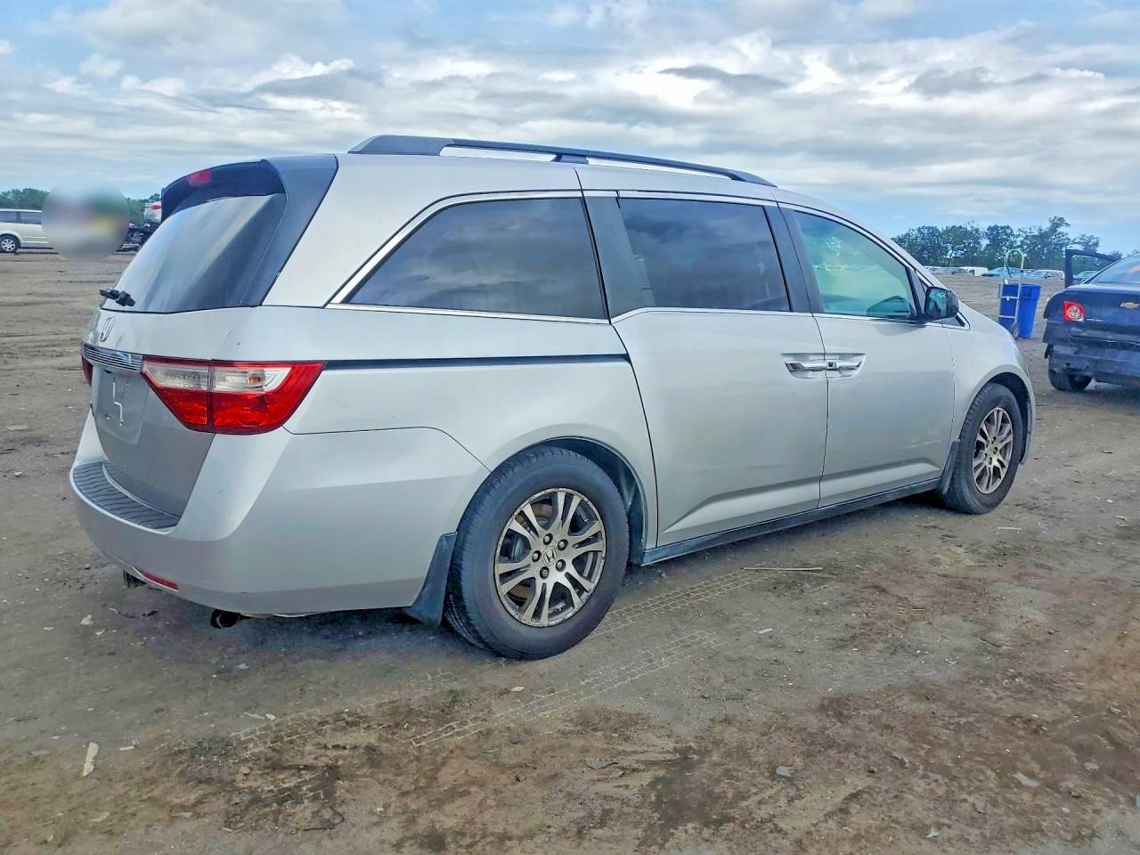 2011 Honda Odyssey Exl Silver vin: 5FNRL5H61BB088825