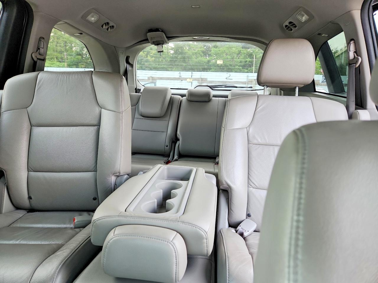 2011 Honda Odyssey Exl Gray vin: 5FNRL5H61BB098125