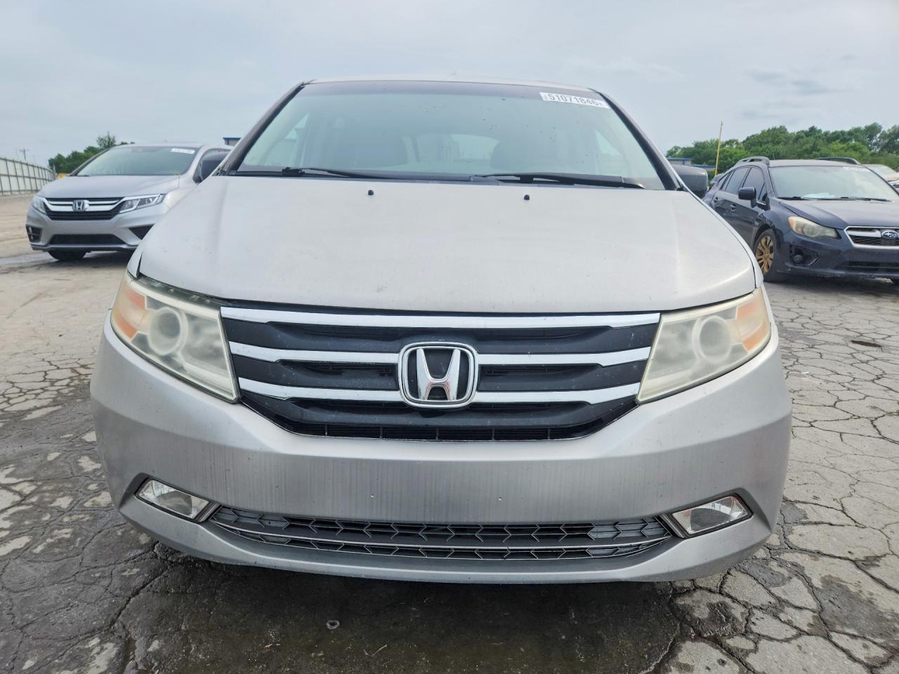 2011 Honda Odyssey Exl Silver vin: 5FNRL5H61BB103307