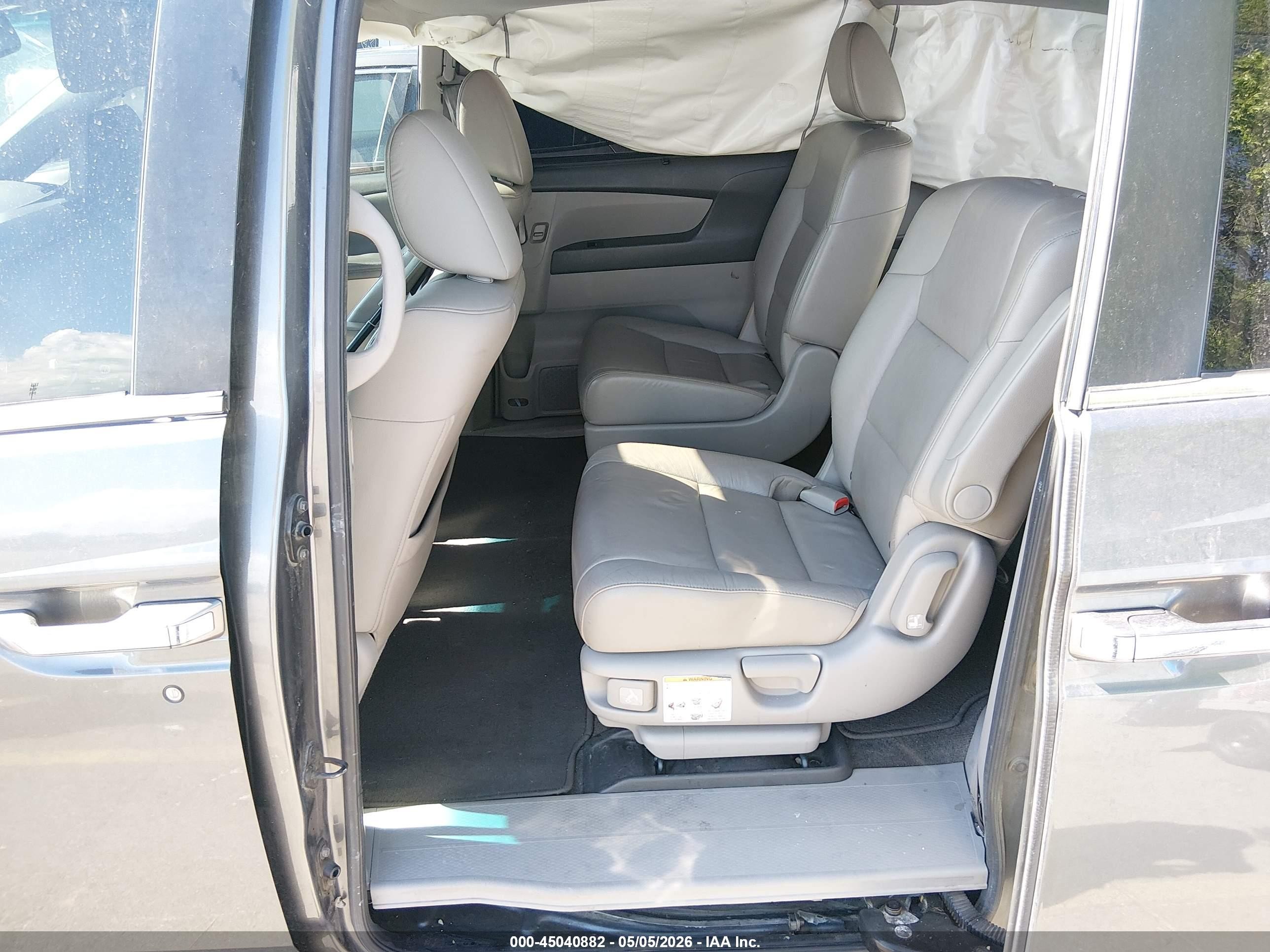2012 Honda Odyssey Ex-l Gray vin: 5FNRL5H61CB037388