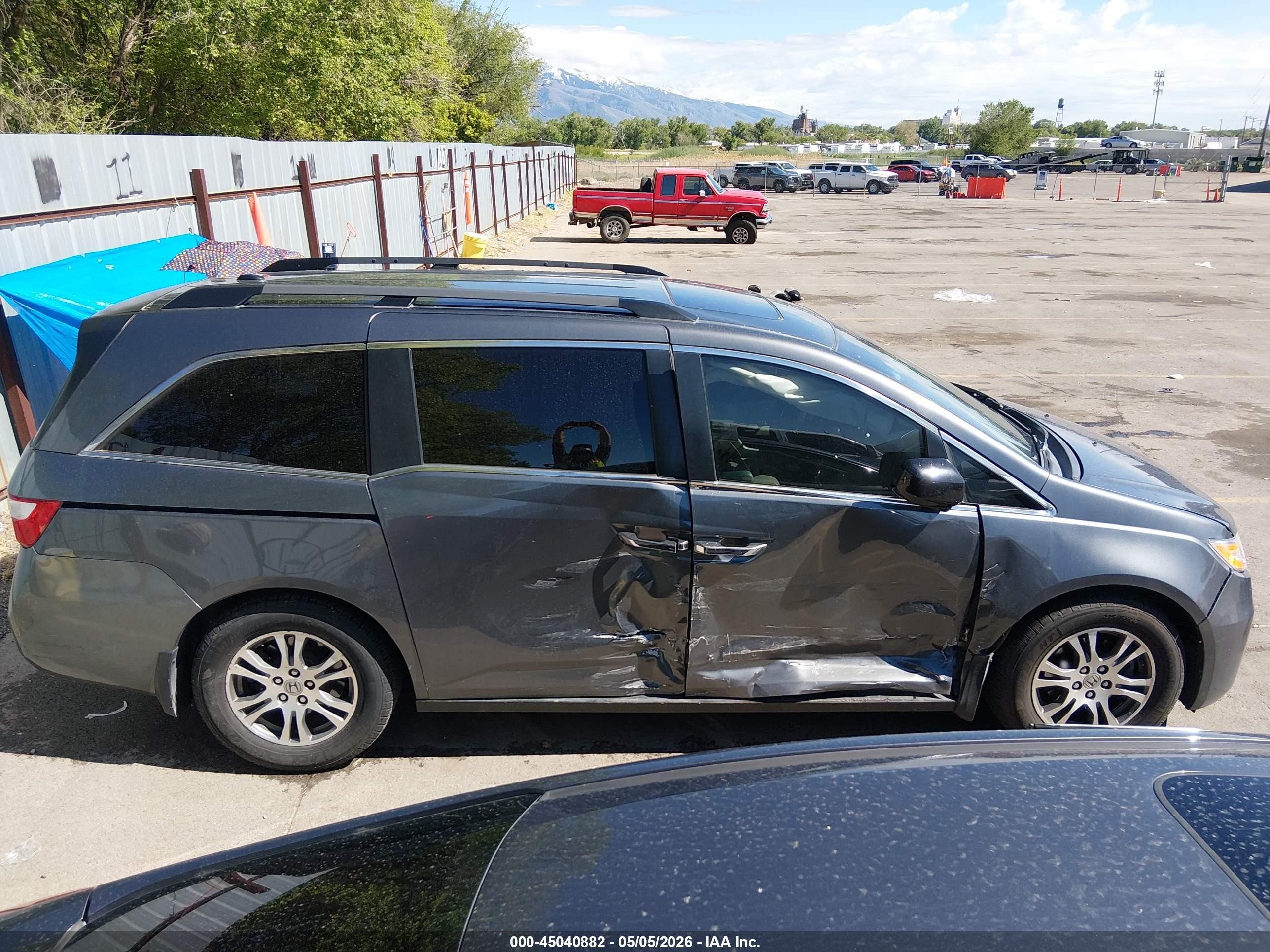 2012 Honda Odyssey Ex-l Gray vin: 5FNRL5H61CB037388