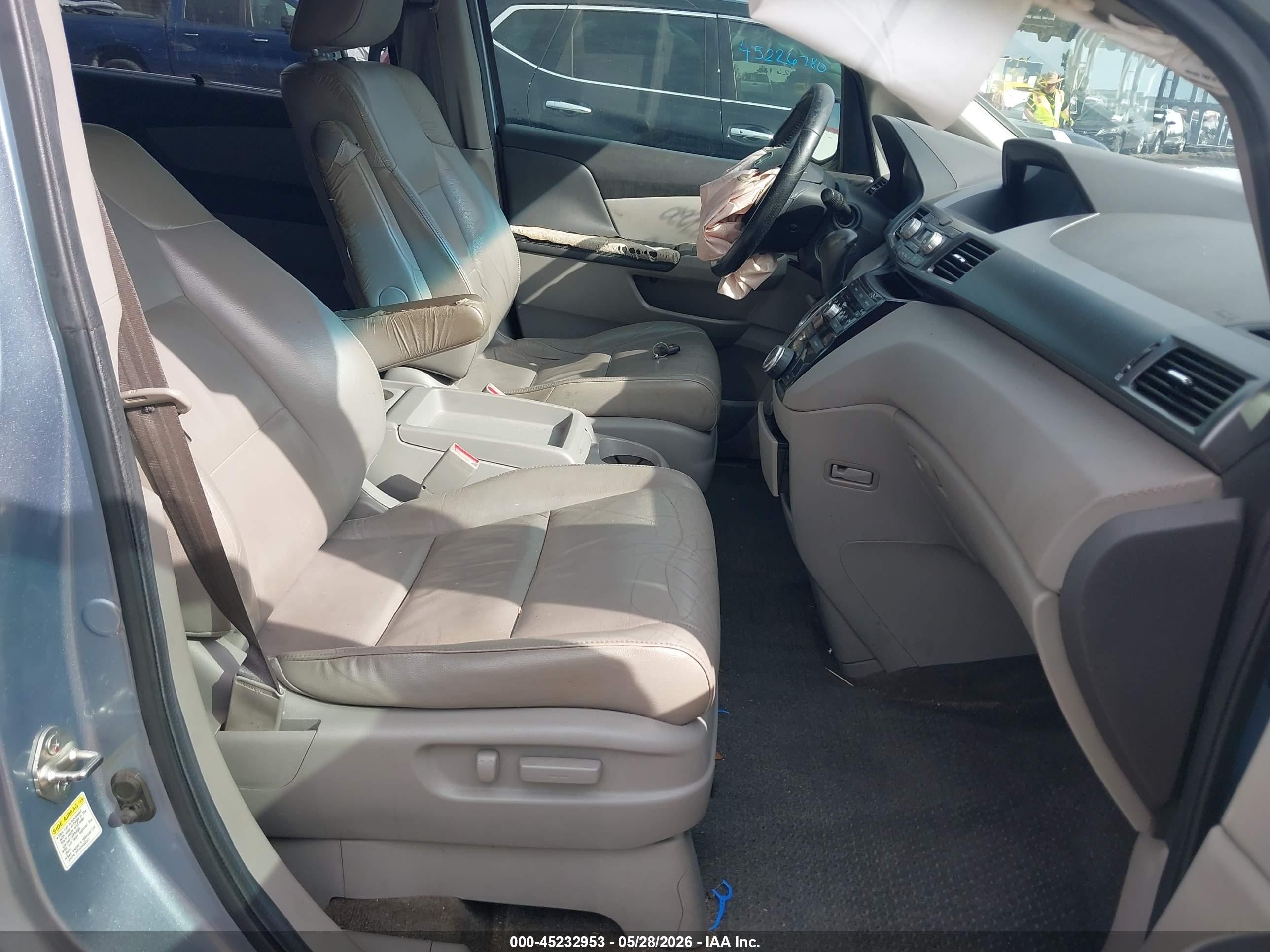 2012 Honda Odyssey Ex-l Light Blue vin: 5FNRL5H61CB060234