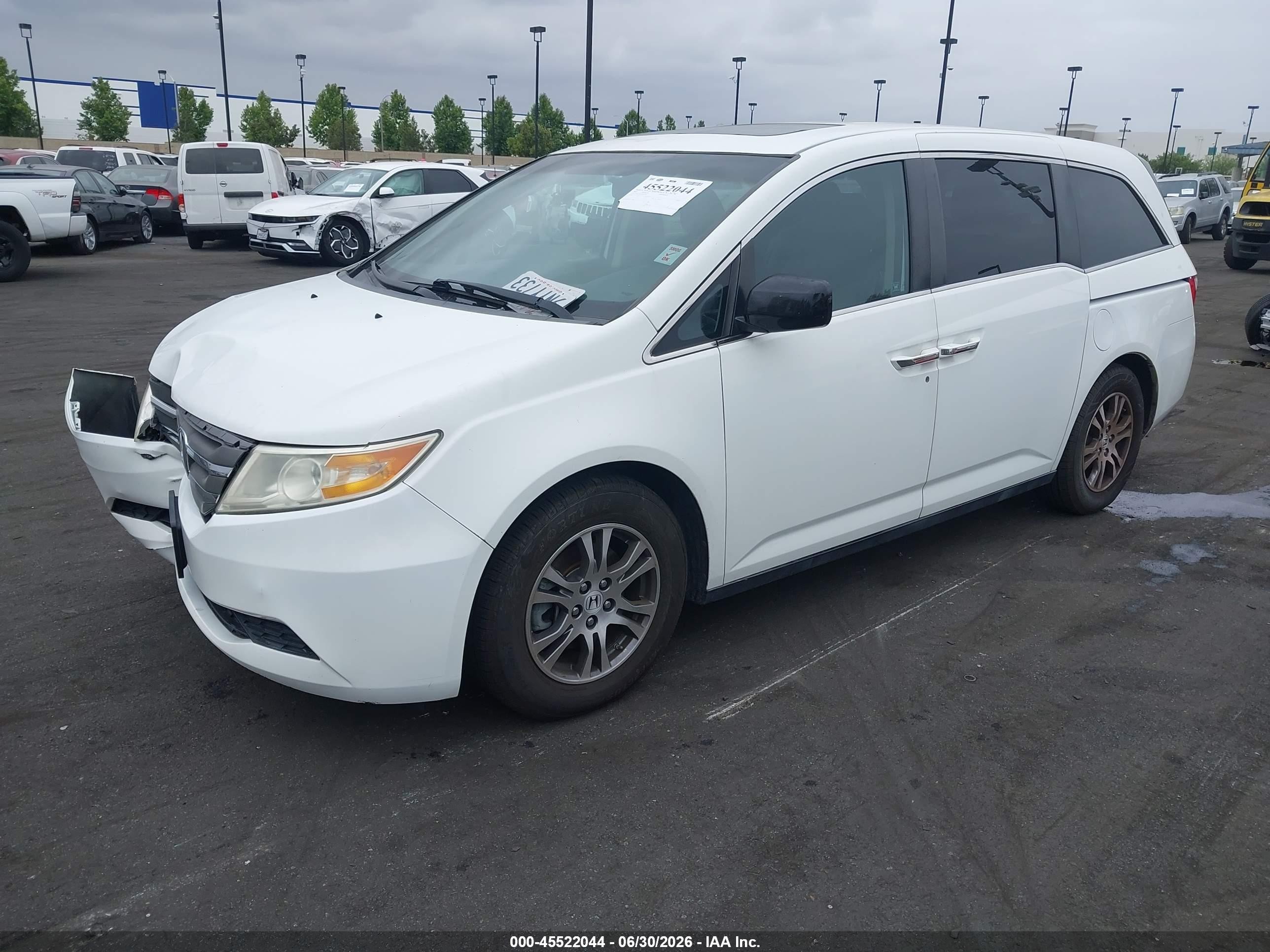 2012 Honda Odyssey Ex-l White vin: 5FNRL5H61CB071847