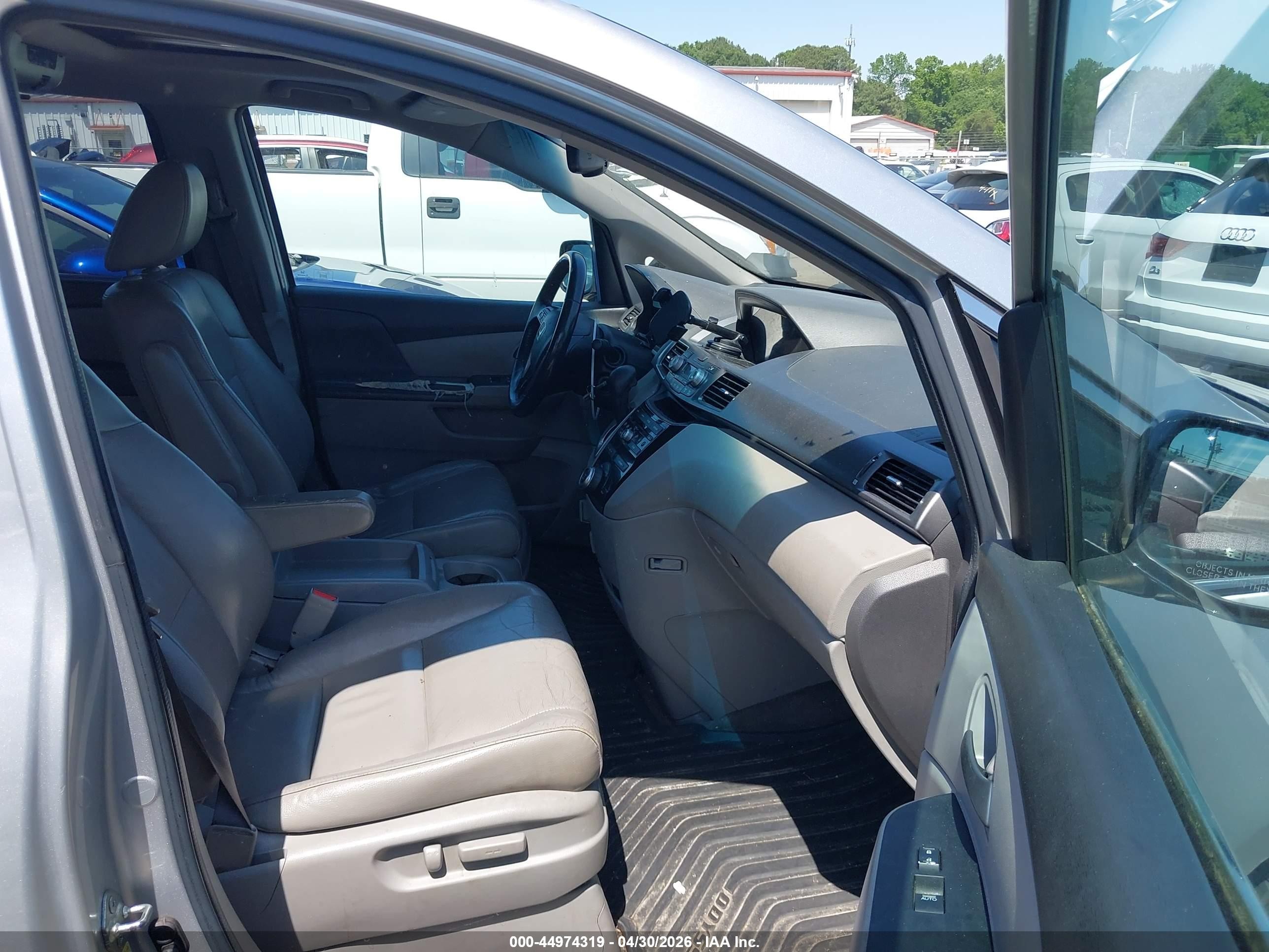 2012 Honda Odyssey Ex-l Silver vin: 5FNRL5H61CB093072