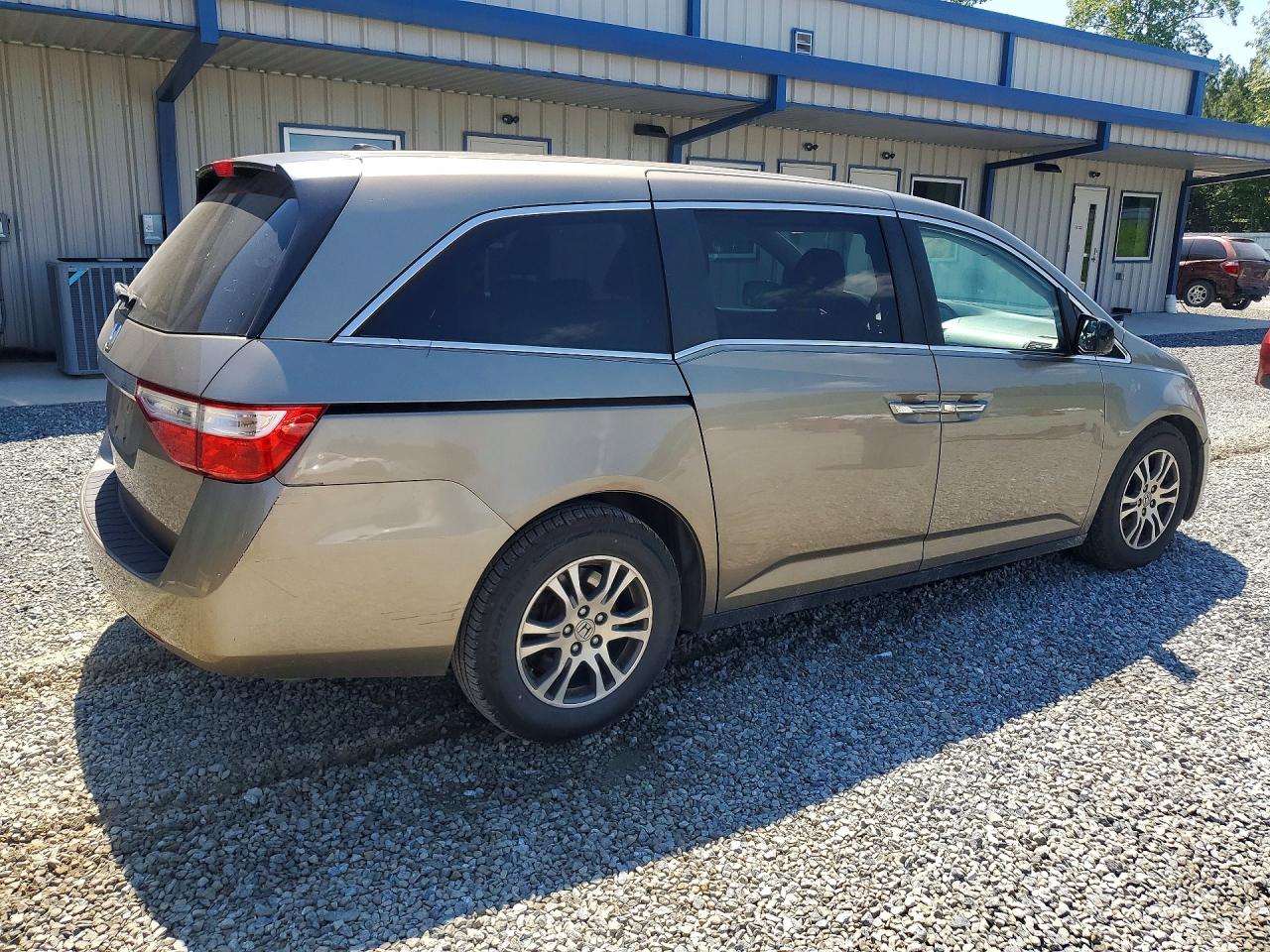 2013 Honda Odyssey Tan vin: 5FNRL5H61DB015697