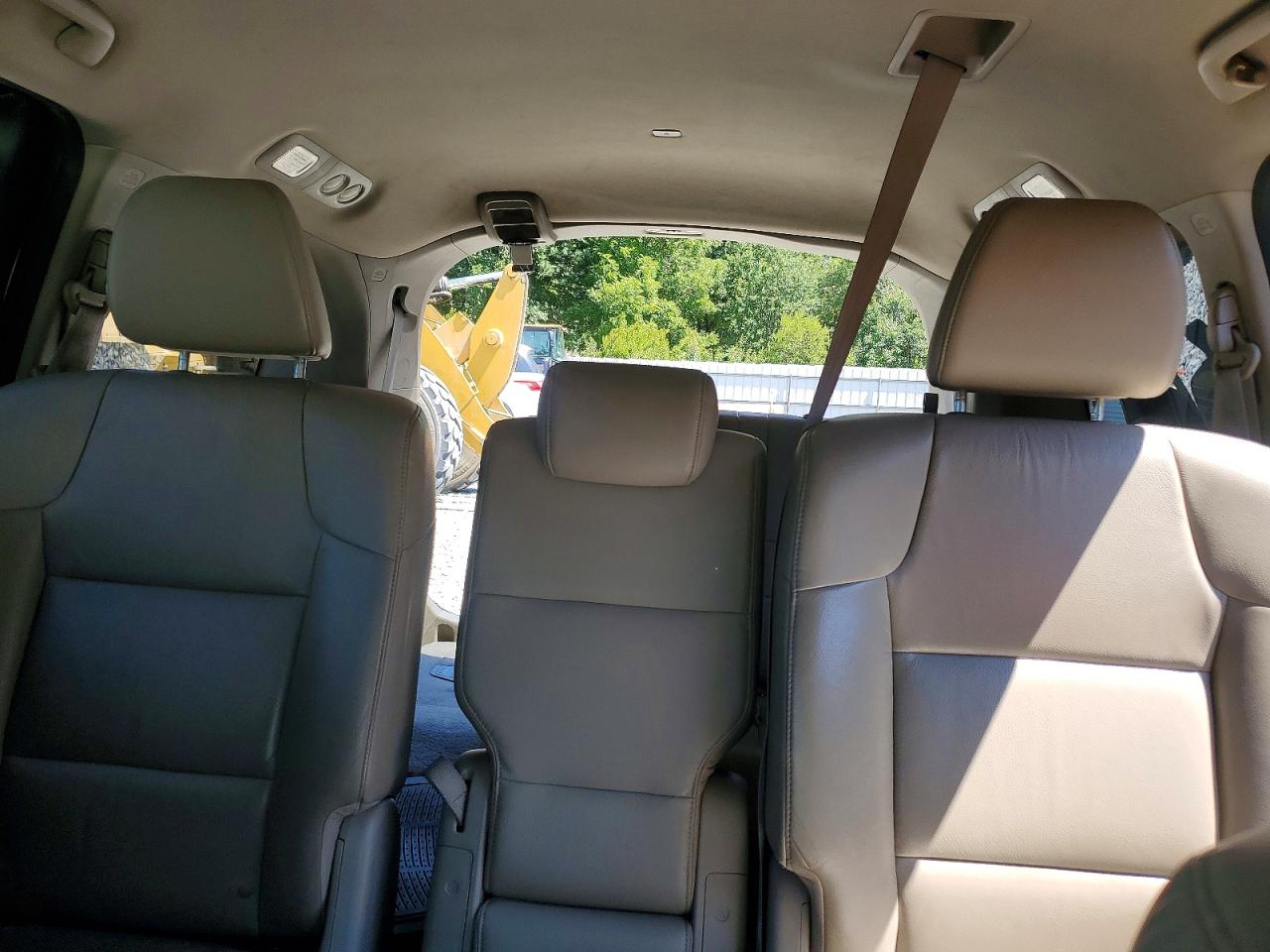2013 Honda Odyssey Tan vin: 5FNRL5H61DB015697