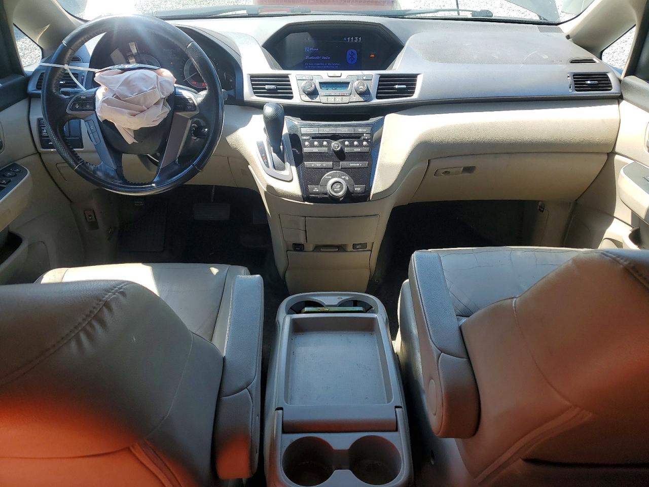 2013 Honda Odyssey Tan vin: 5FNRL5H61DB015697