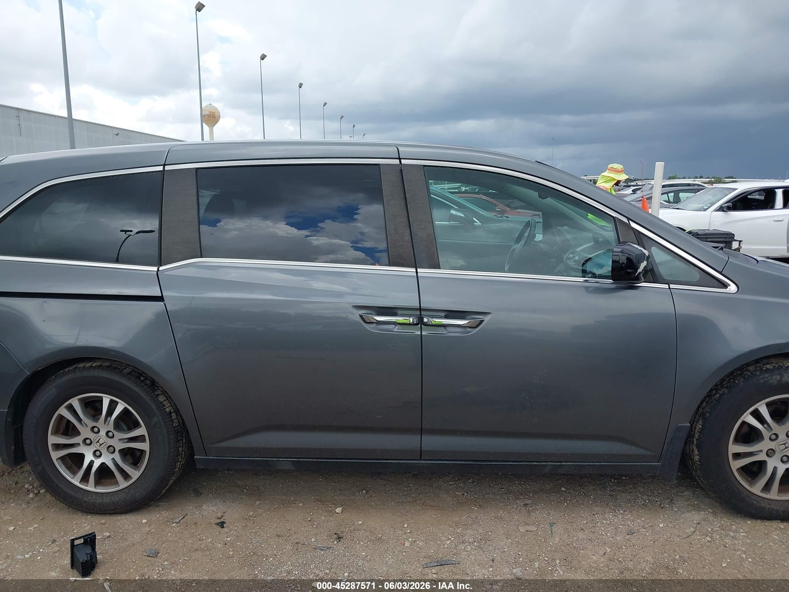 2013 Honda Odyssey Ex-l Gray vin: 5FNRL5H61DB016848
