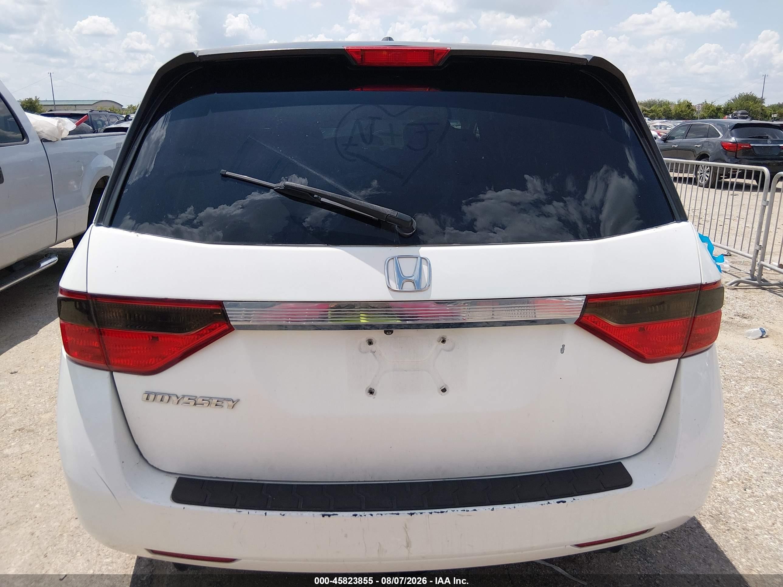 2013 Honda Odyssey Ex-l White vin: 5FNRL5H61DB024710