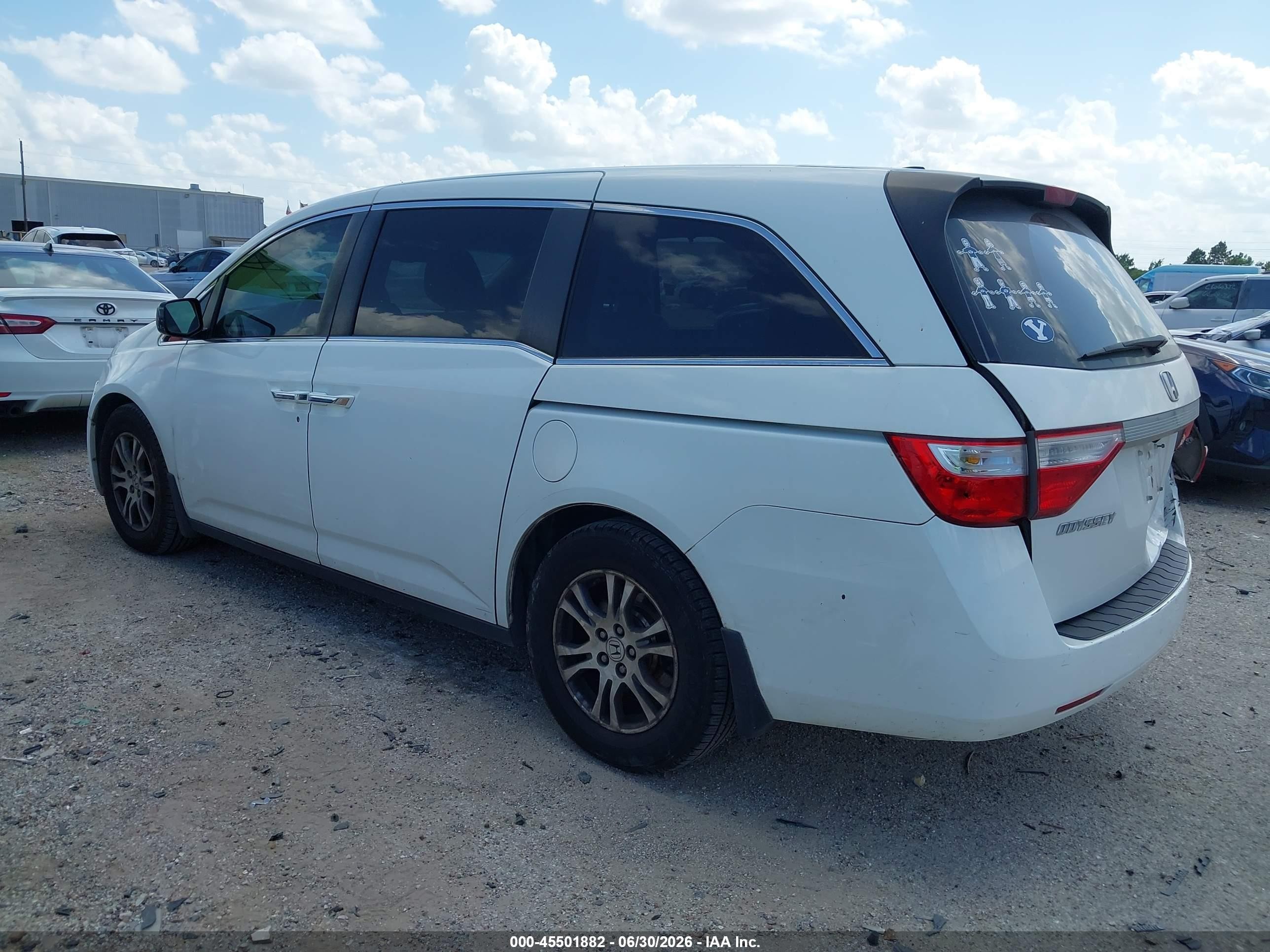 2013 Honda Odyssey Ex-l White vin: 5FNRL5H61DB060462