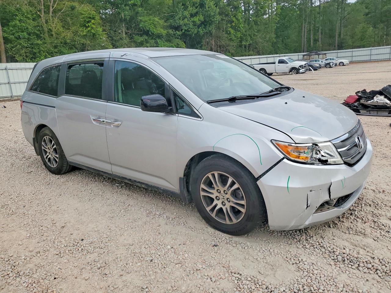 2013 Honda Odyssey Exl Silver vin: 5FNRL5H61DB067170