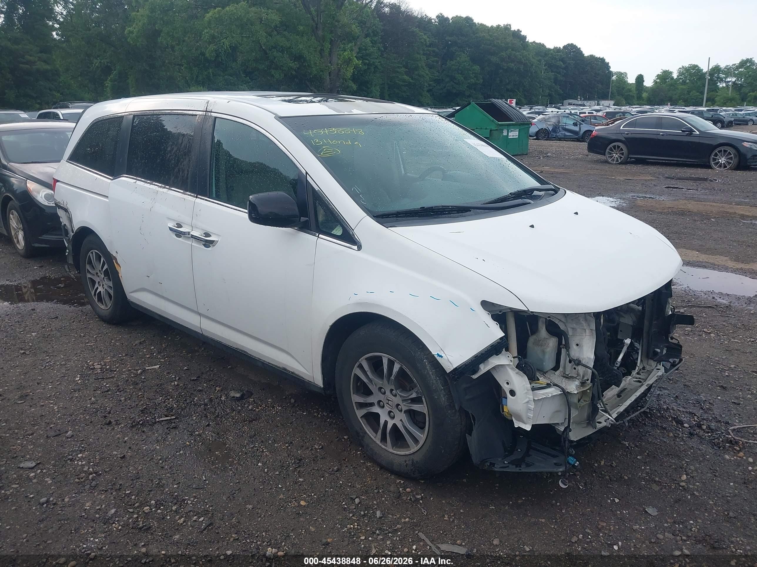 2013 Honda Odyssey Ex-l White vin: 5FNRL5H61DB080520