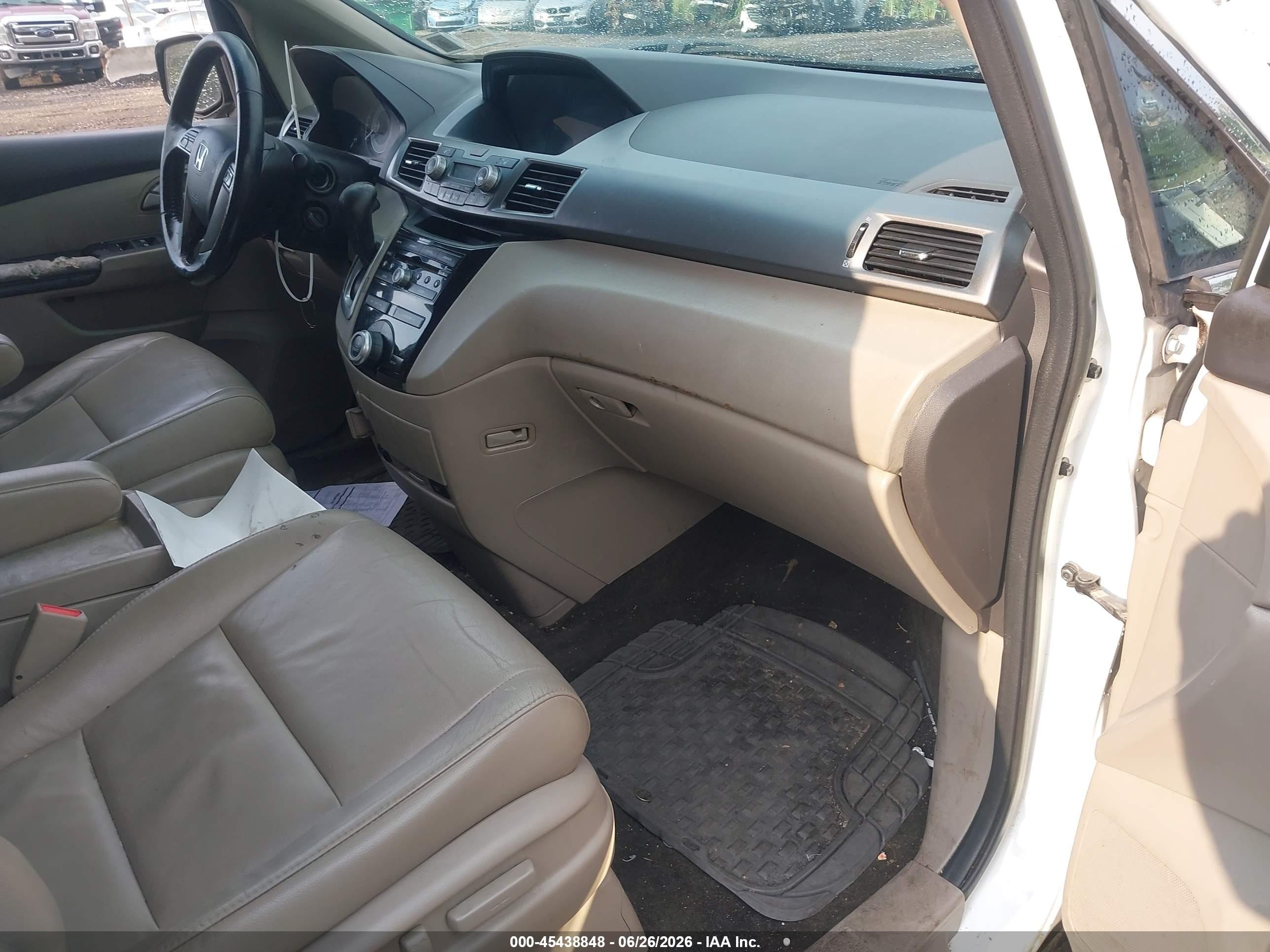 2013 Honda Odyssey Ex-l White vin: 5FNRL5H61DB080520