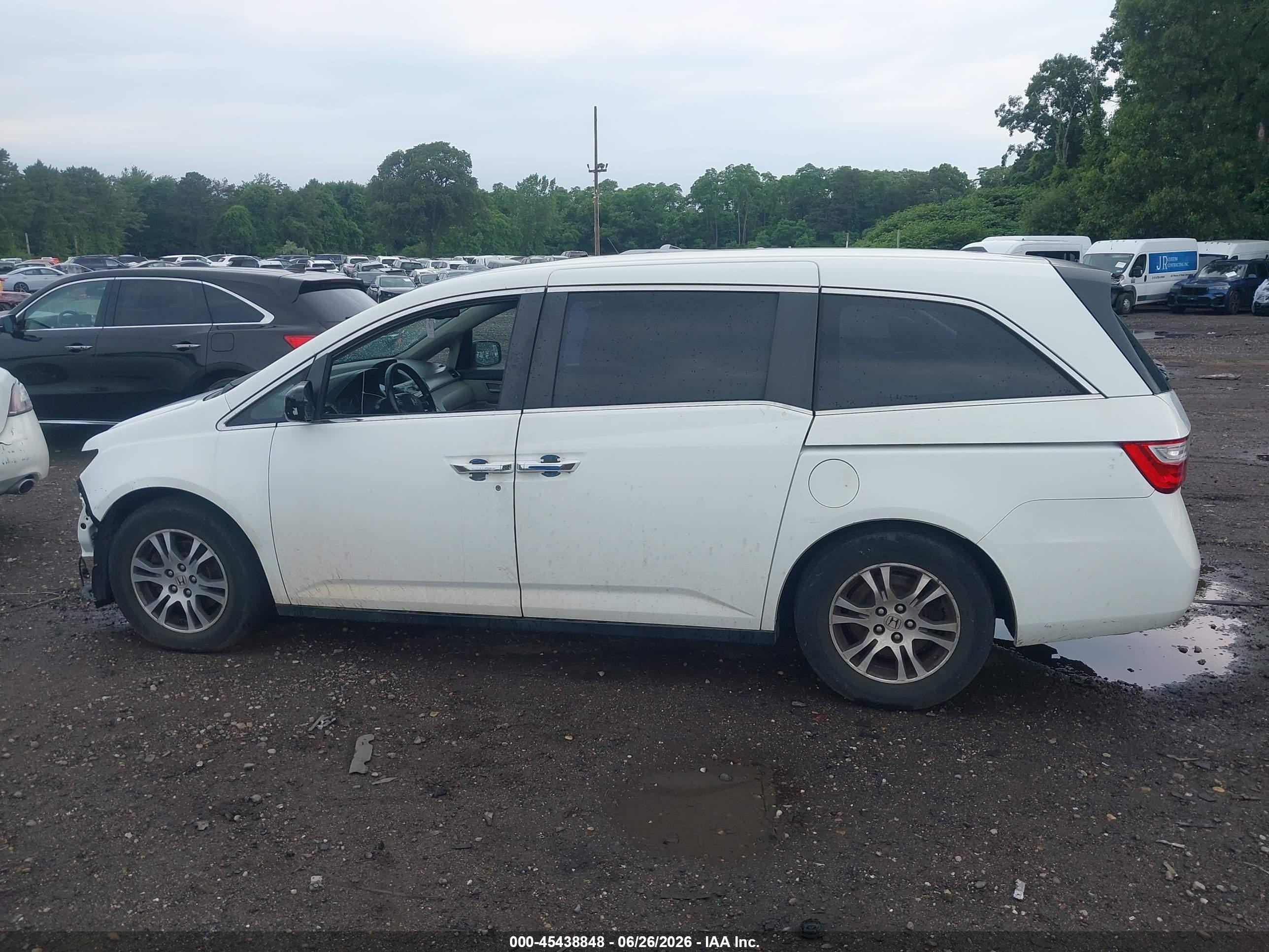 2013 Honda Odyssey Ex-l White vin: 5FNRL5H61DB080520