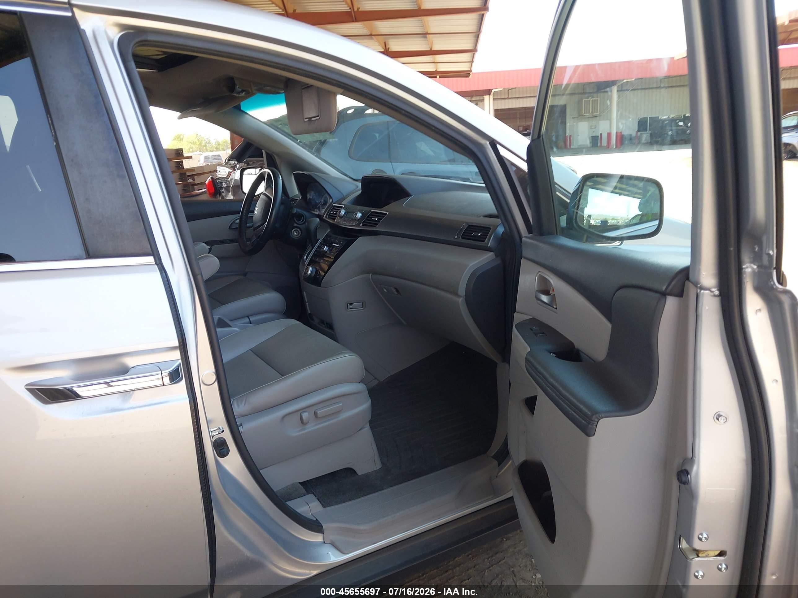 2013 Honda Odyssey Ex-l Silver vin: 5FNRL5H61DB086320
