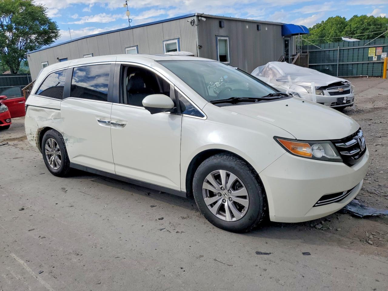 2014 Honda Odyssey Exl White vin: 5FNRL5H61EB043744