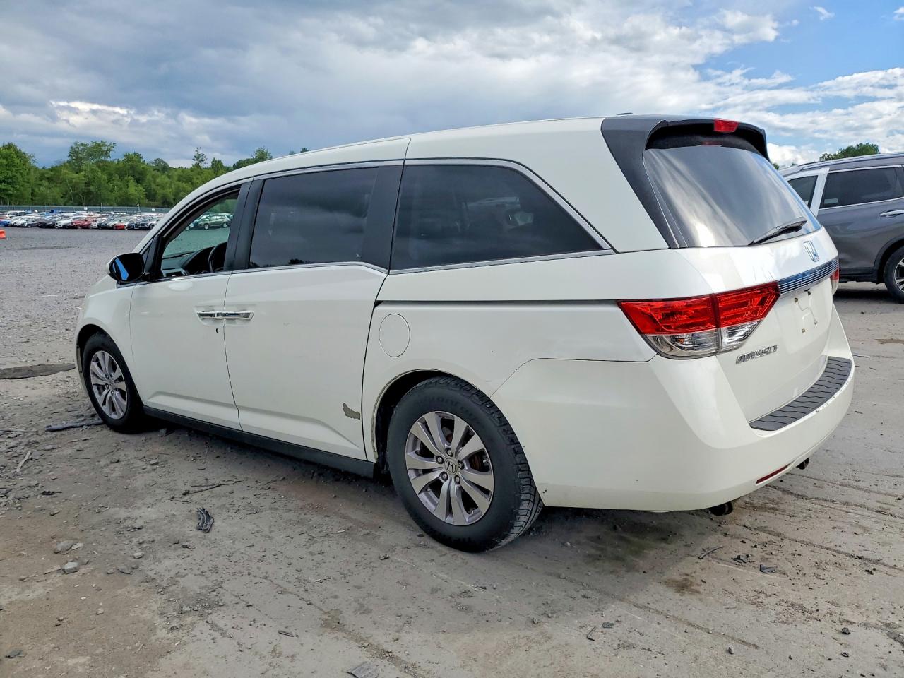 2014 Honda Odyssey Exl White vin: 5FNRL5H61EB043744
