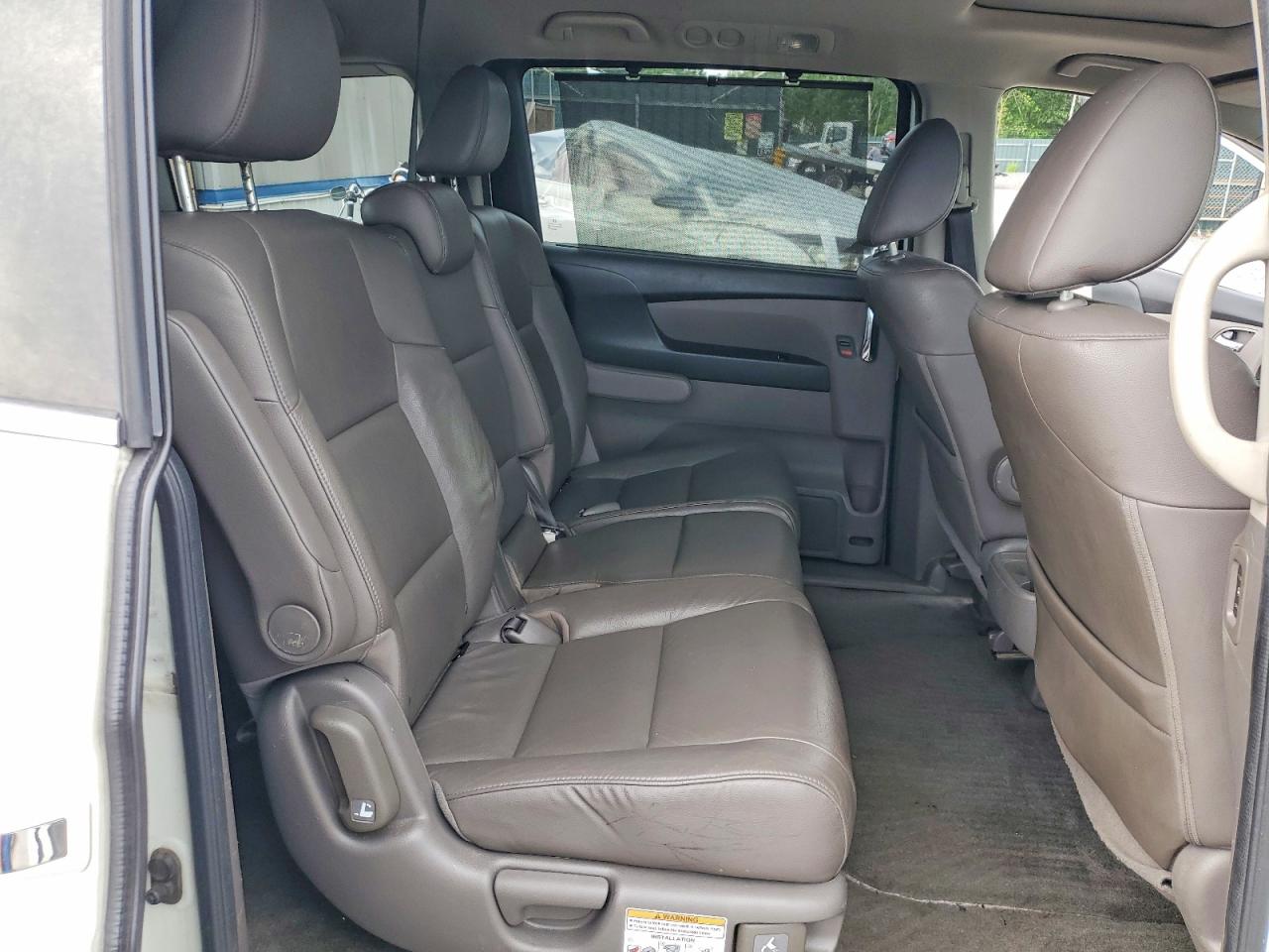 2014 Honda Odyssey Exl White vin: 5FNRL5H61EB043744