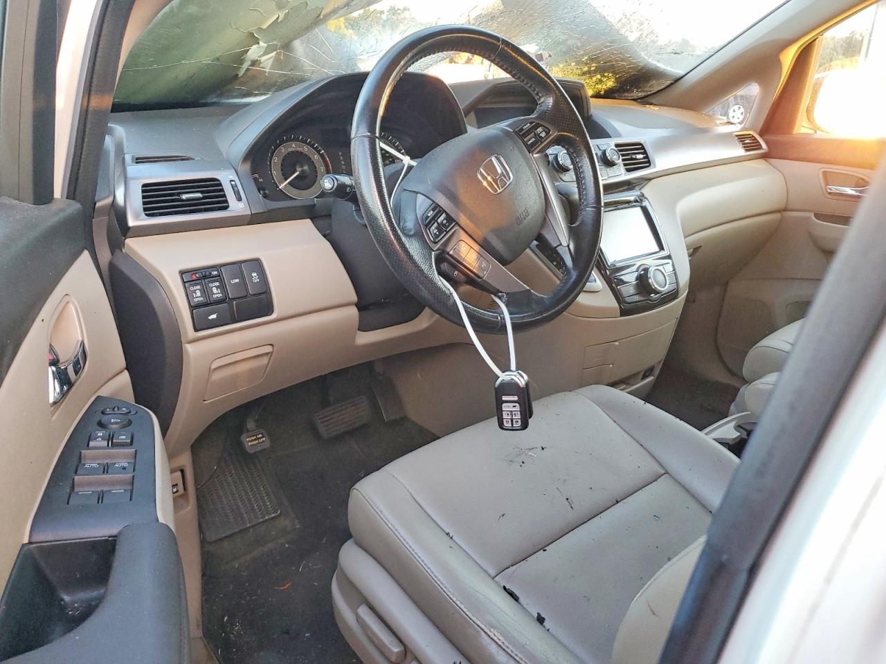 2014 Honda Odyssey Exl White vin: 5FNRL5H61EB093933