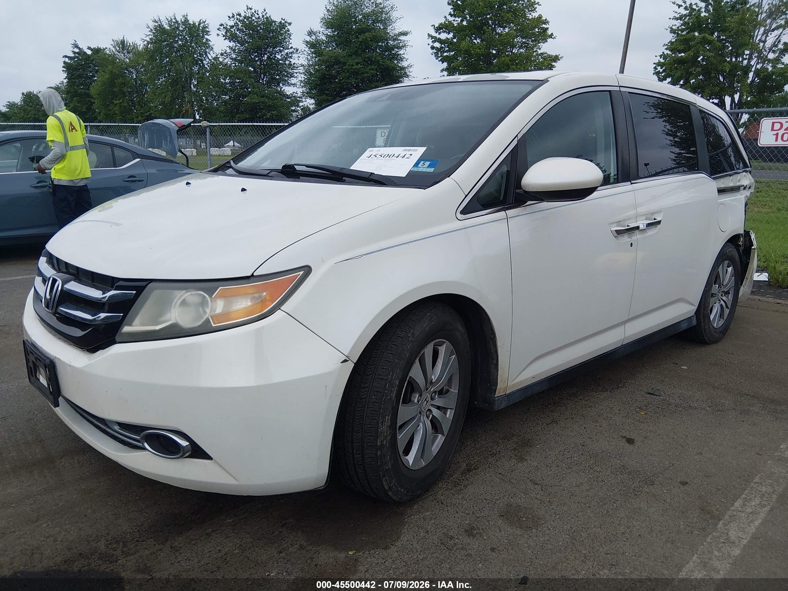 2014 Honda Odyssey Ex-l White vin: 5FNRL5H61EB096685