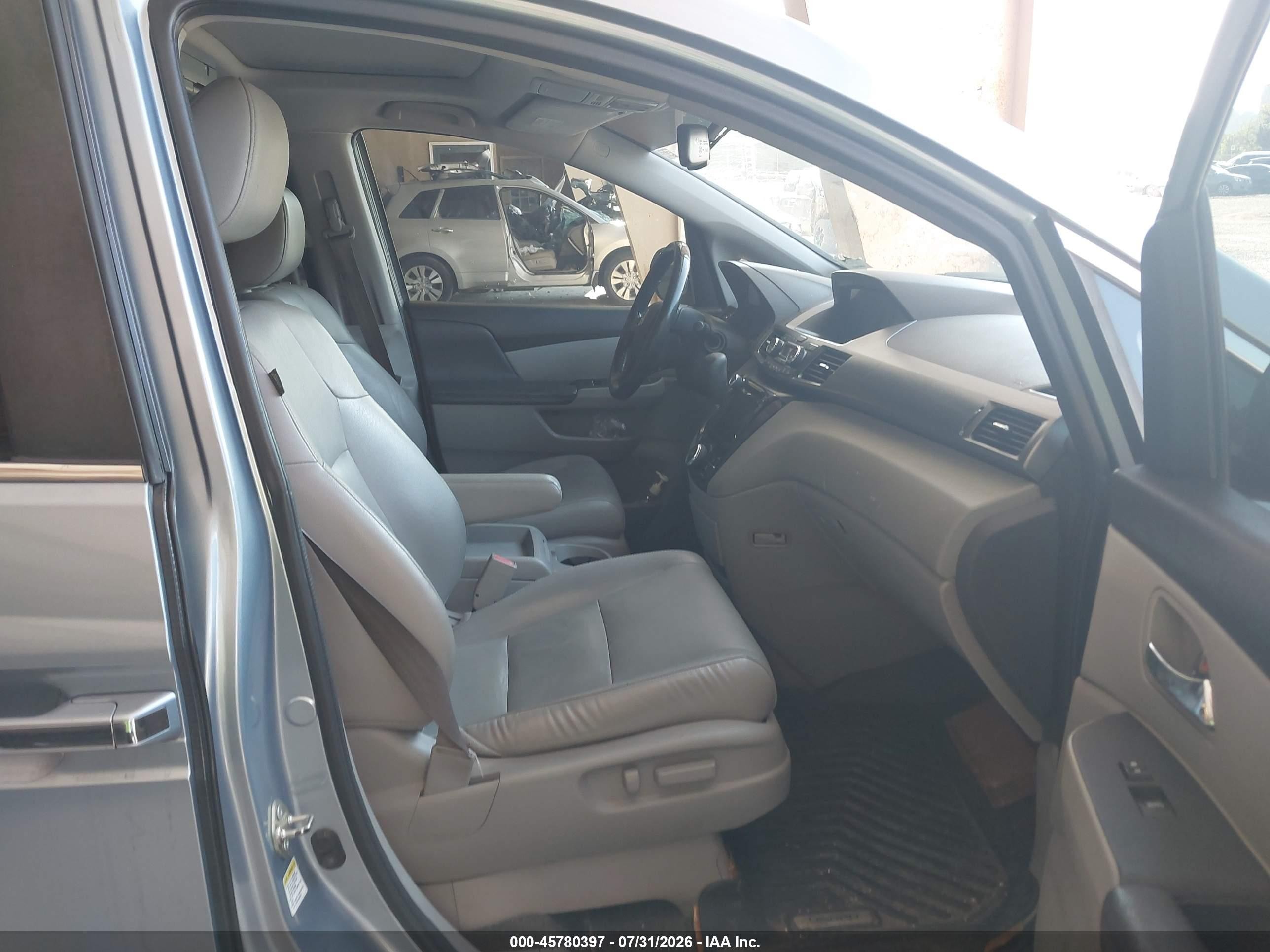 2014 Honda Odyssey Ex-l Blue vin: 5FNRL5H61EB128194