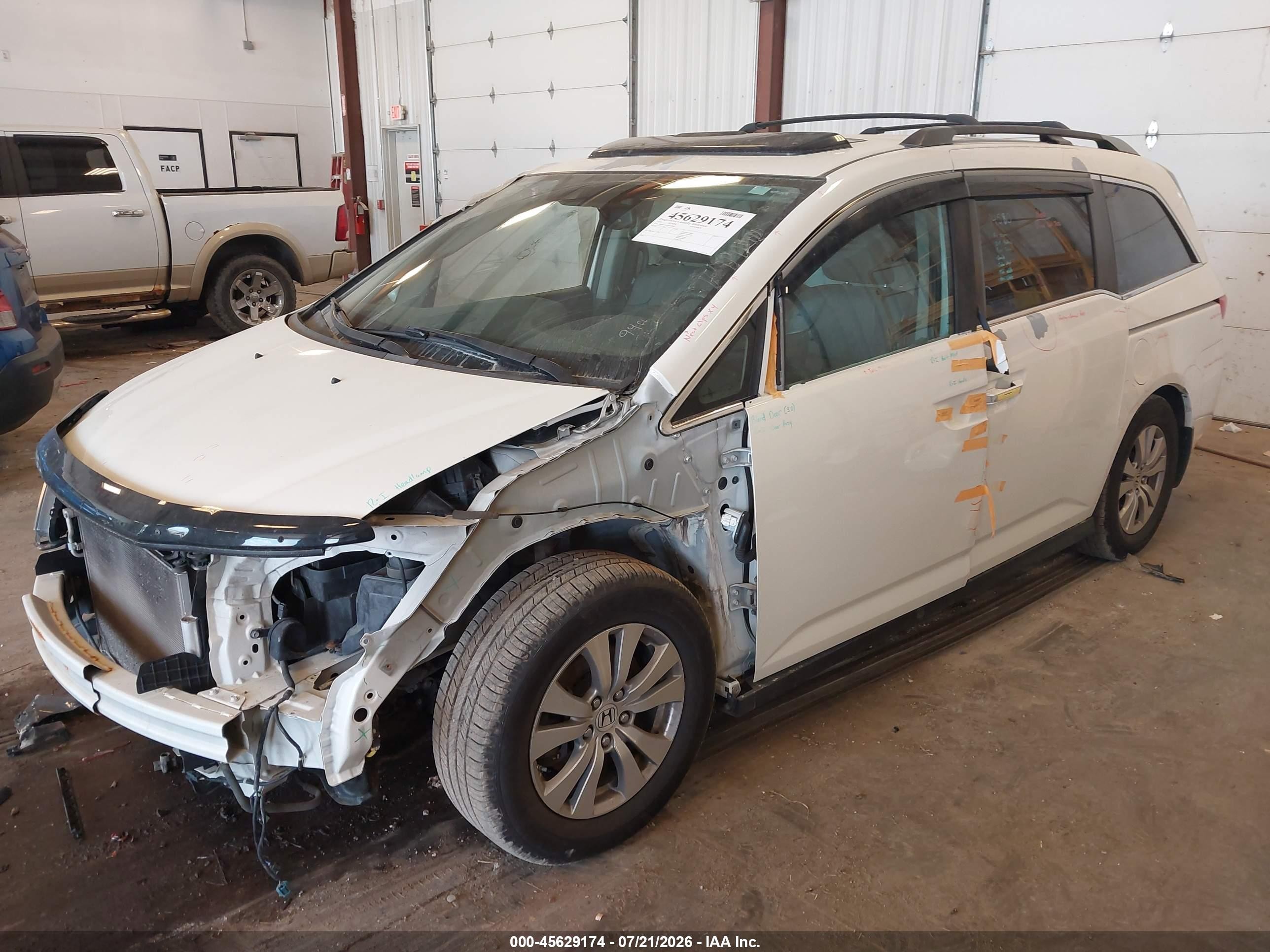 2014 Honda Odyssey Ex-l White vin: 5FNRL5H61EB128986