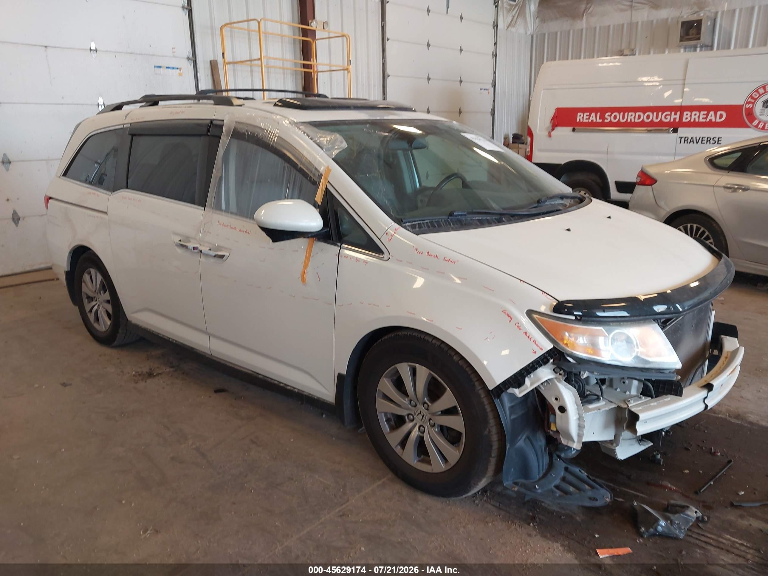 2014 Honda Odyssey Ex-l White vin: 5FNRL5H61EB128986