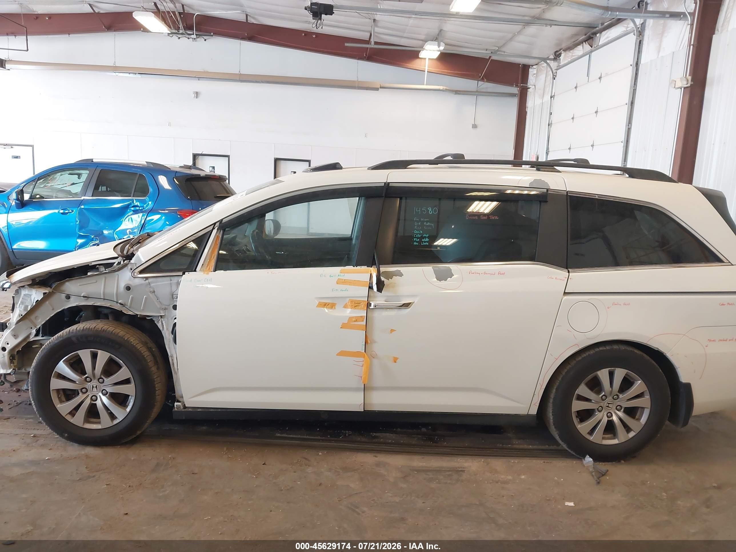 2014 Honda Odyssey Ex-l White vin: 5FNRL5H61EB128986