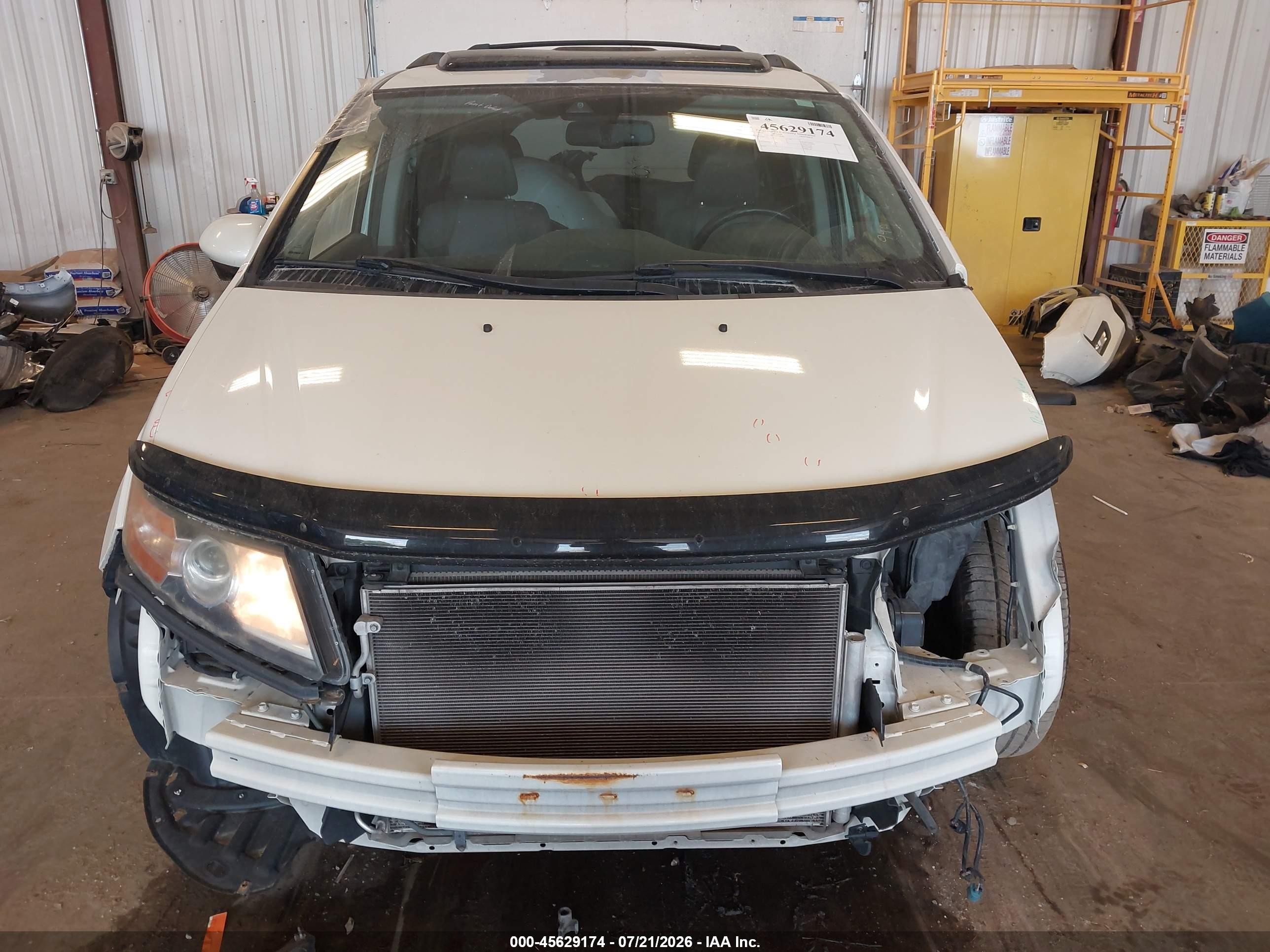 2014 Honda Odyssey Ex-l White vin: 5FNRL5H61EB128986