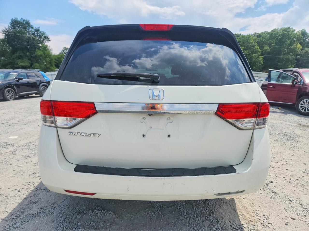 2015 Honda Odyssey Exl White vin: 5FNRL5H61FB021115