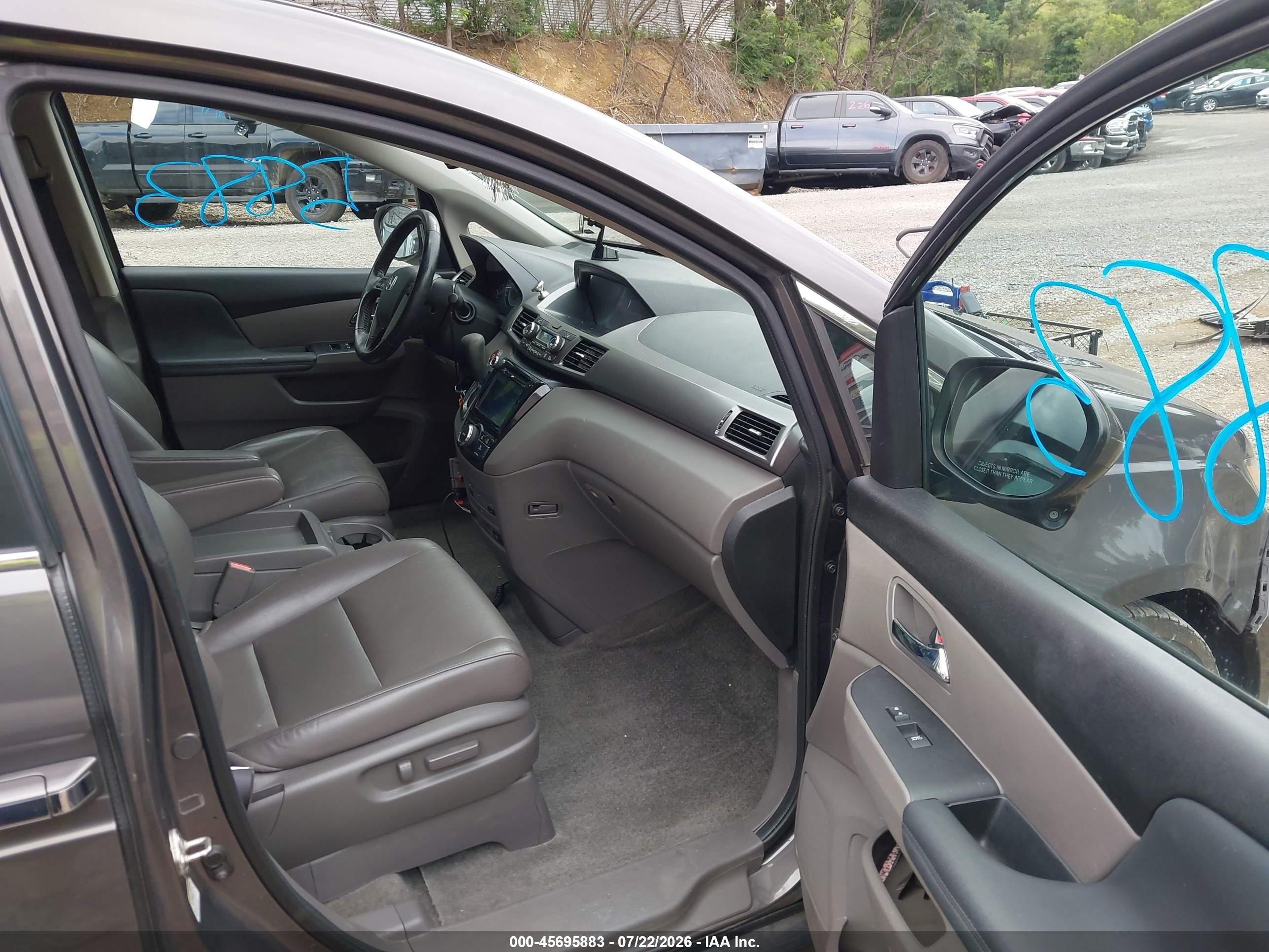 2015 Honda Odyssey Ex-l Gray vin: 5FNRL5H61FB022636