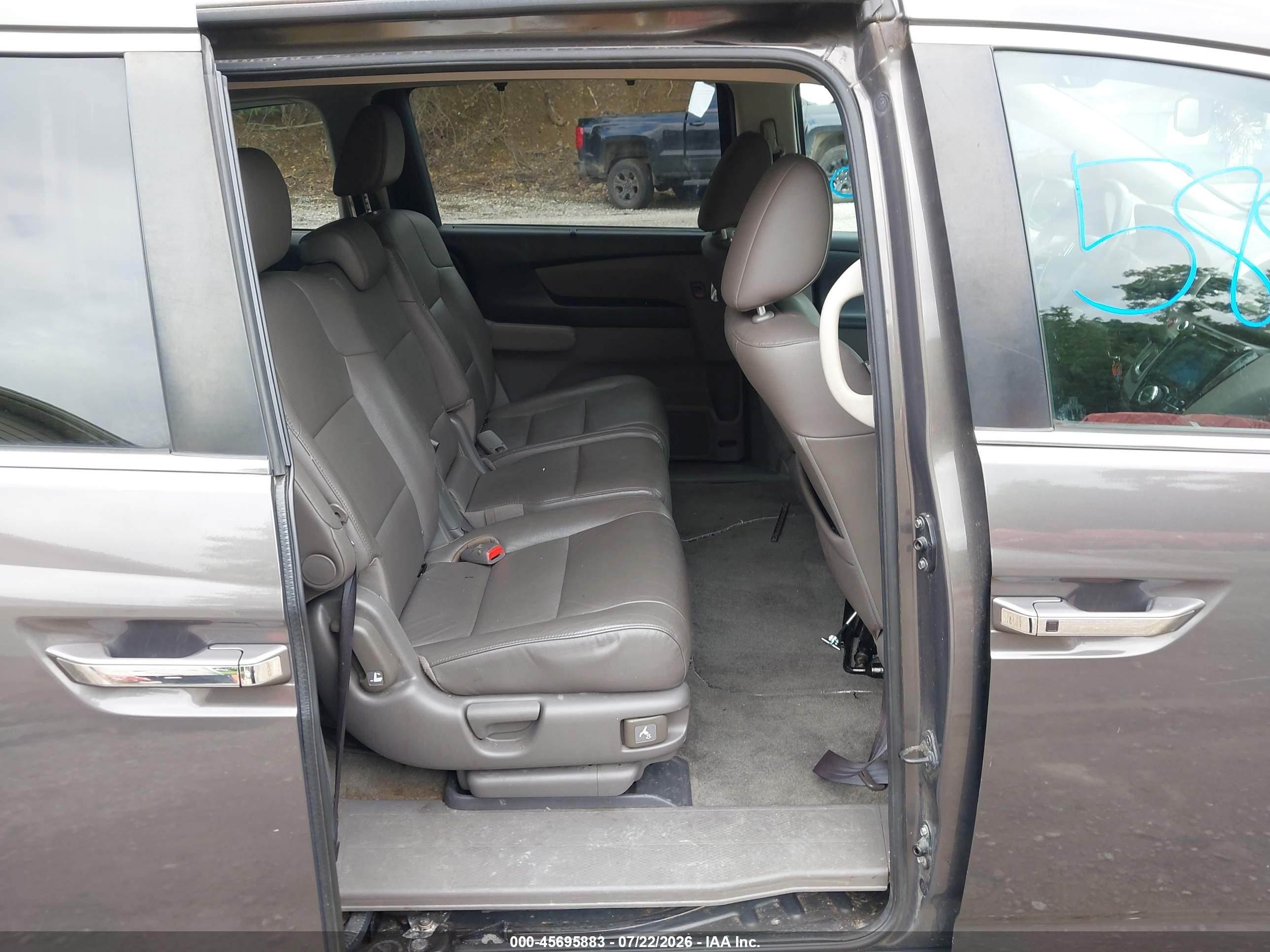 2015 Honda Odyssey Ex-l Gray vin: 5FNRL5H61FB022636