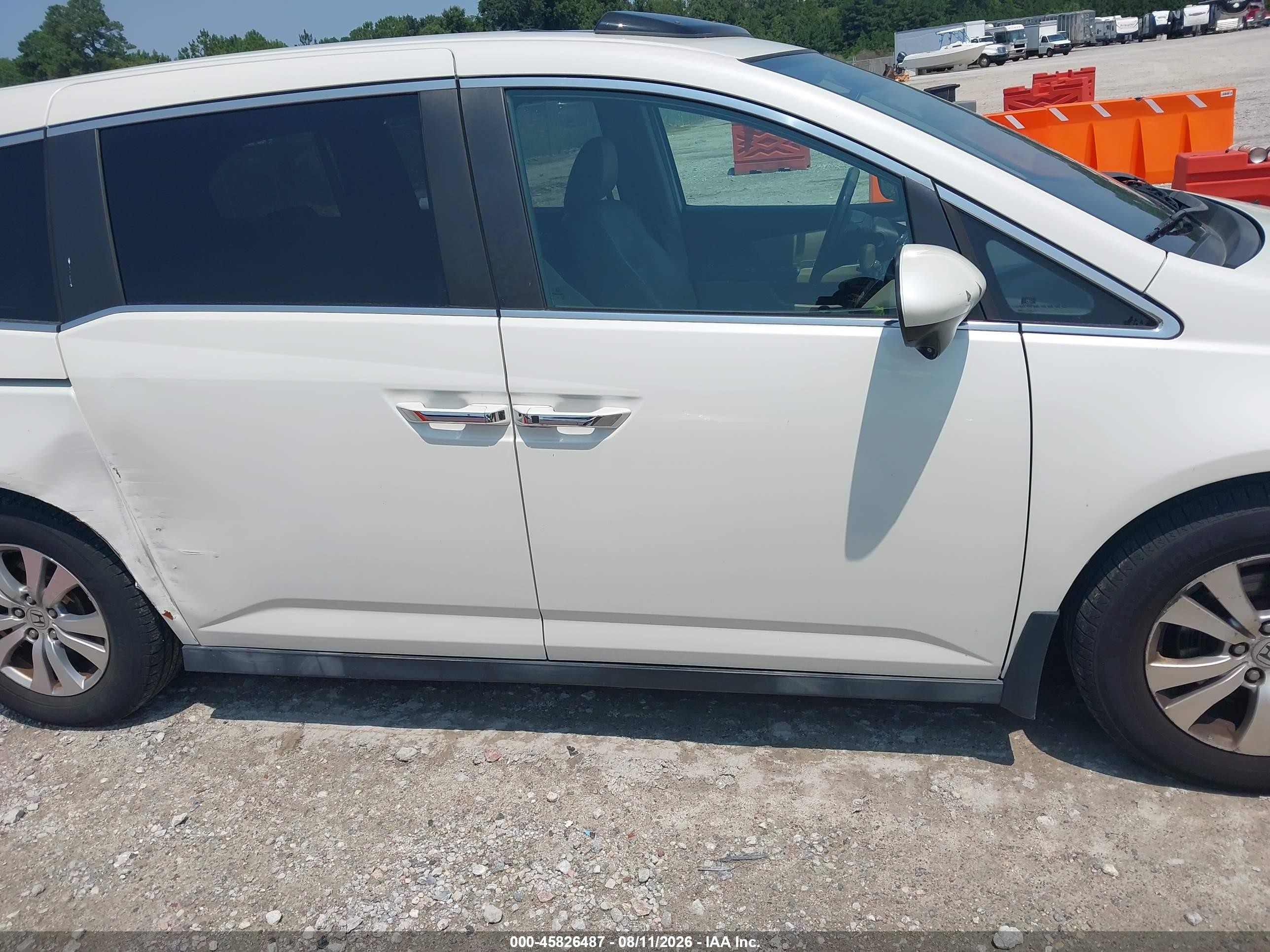 2015 Honda Odyssey Ex-l White vin: 5FNRL5H61FB026878