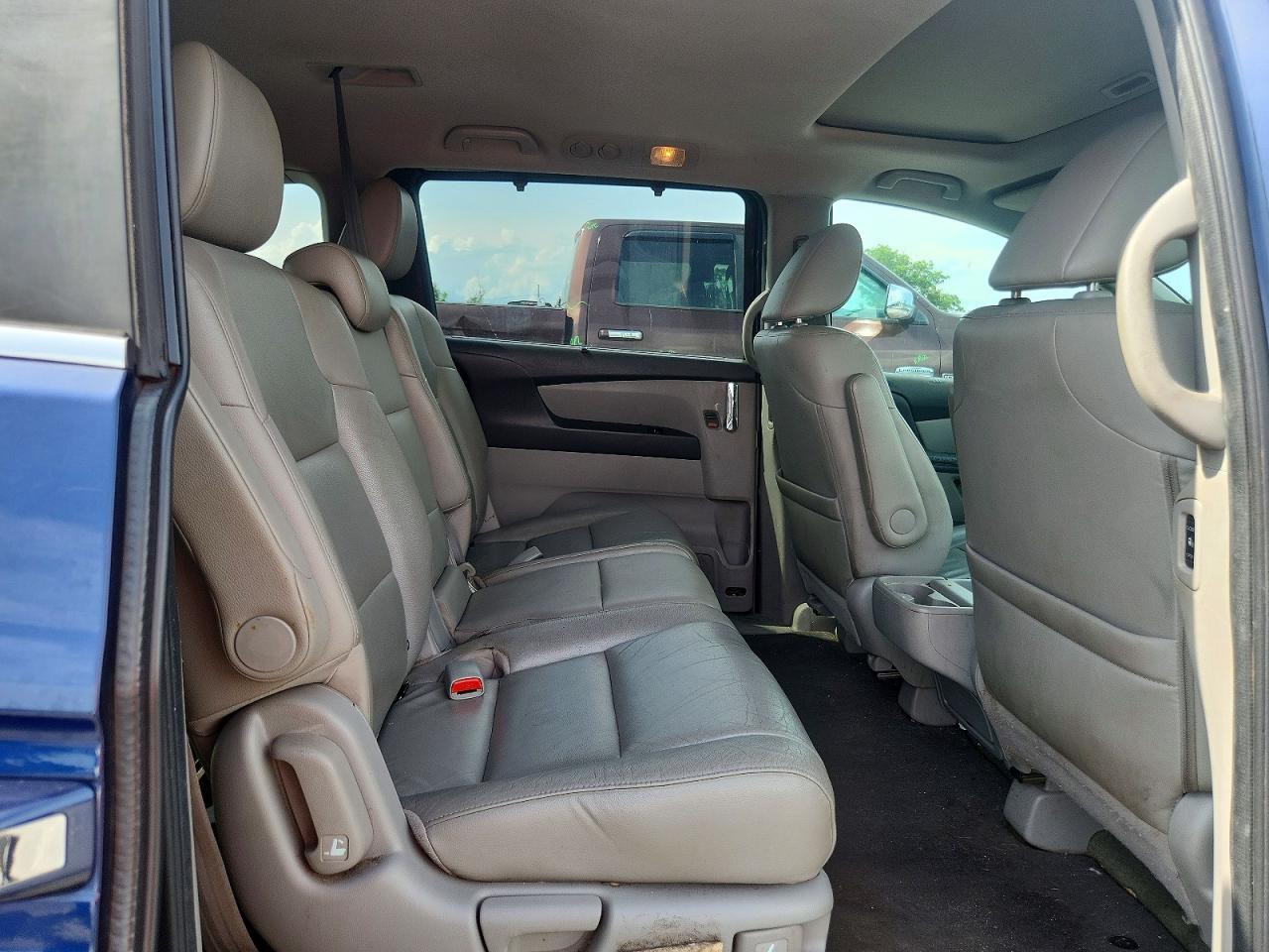 2015 Honda Odyssey Exl Blue vin: 5FNRL5H61FB078012