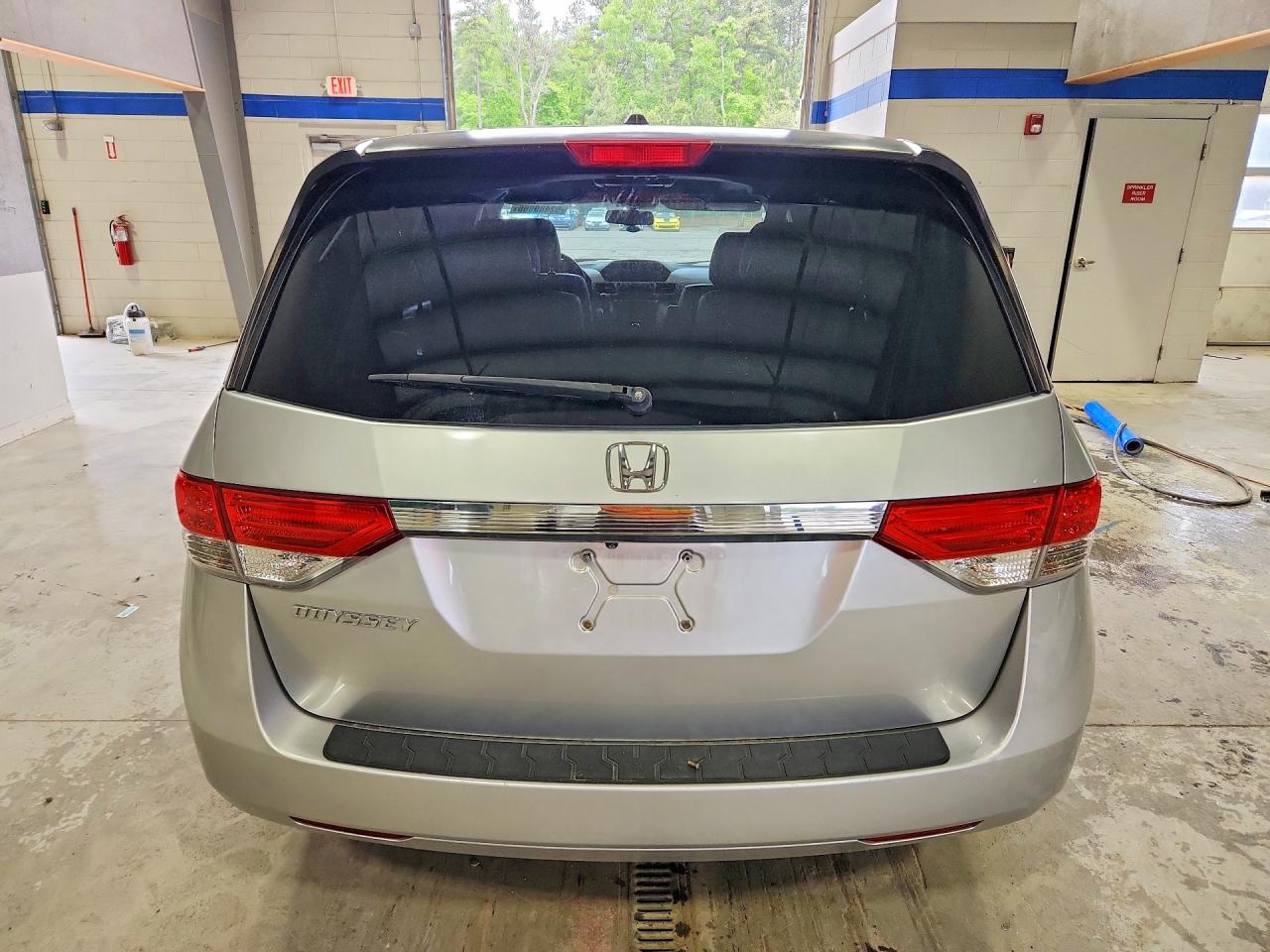 2015 Honda Odyssey Exl Silver vin: 5FNRL5H61FB086627