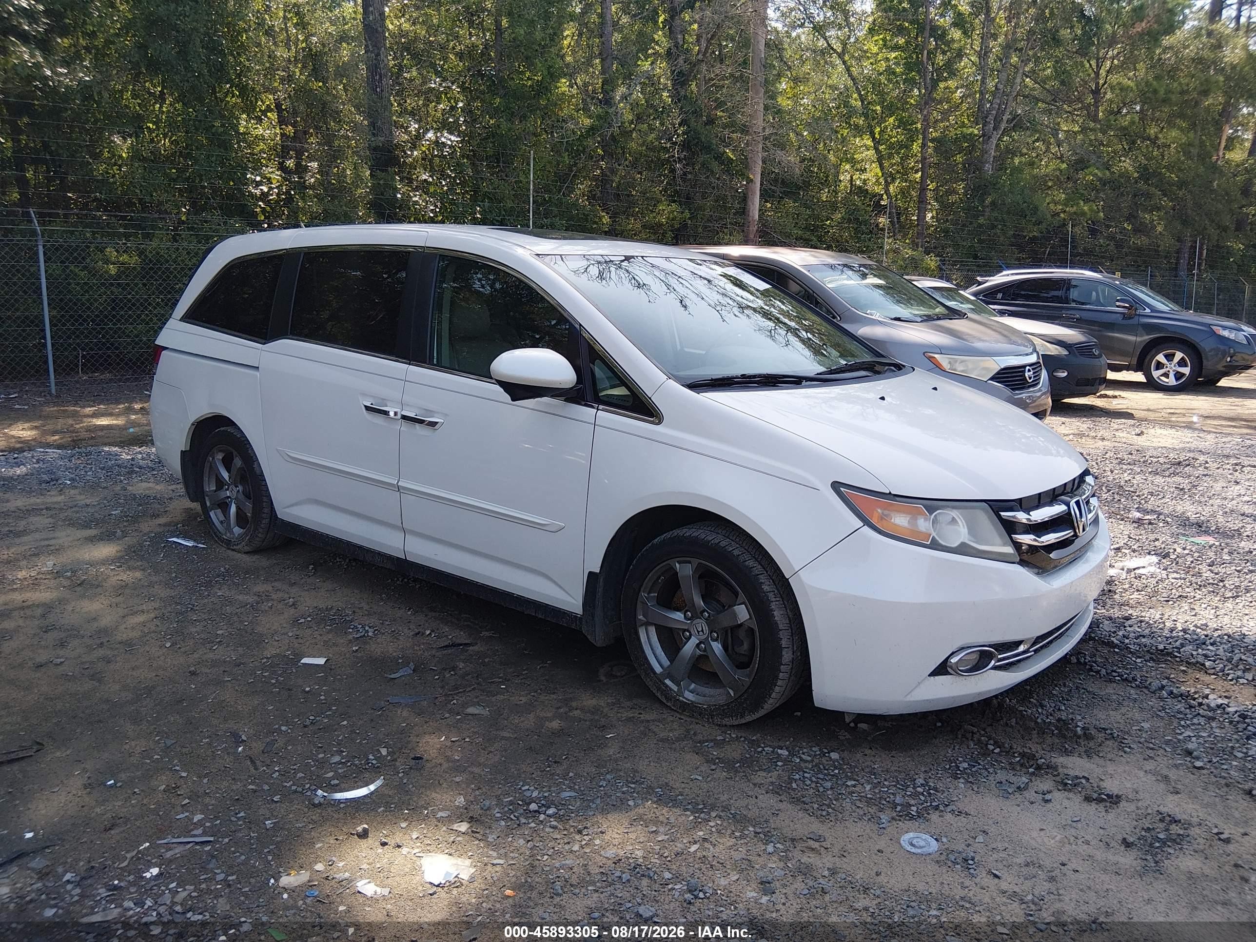 5FNRL5H61FB106004