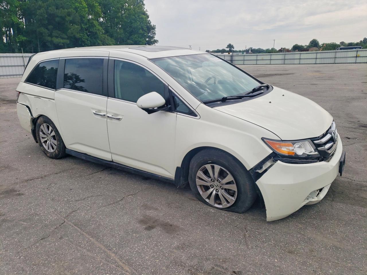 2015 Honda Odyssey Exl White vin: 5FNRL5H61FB109503