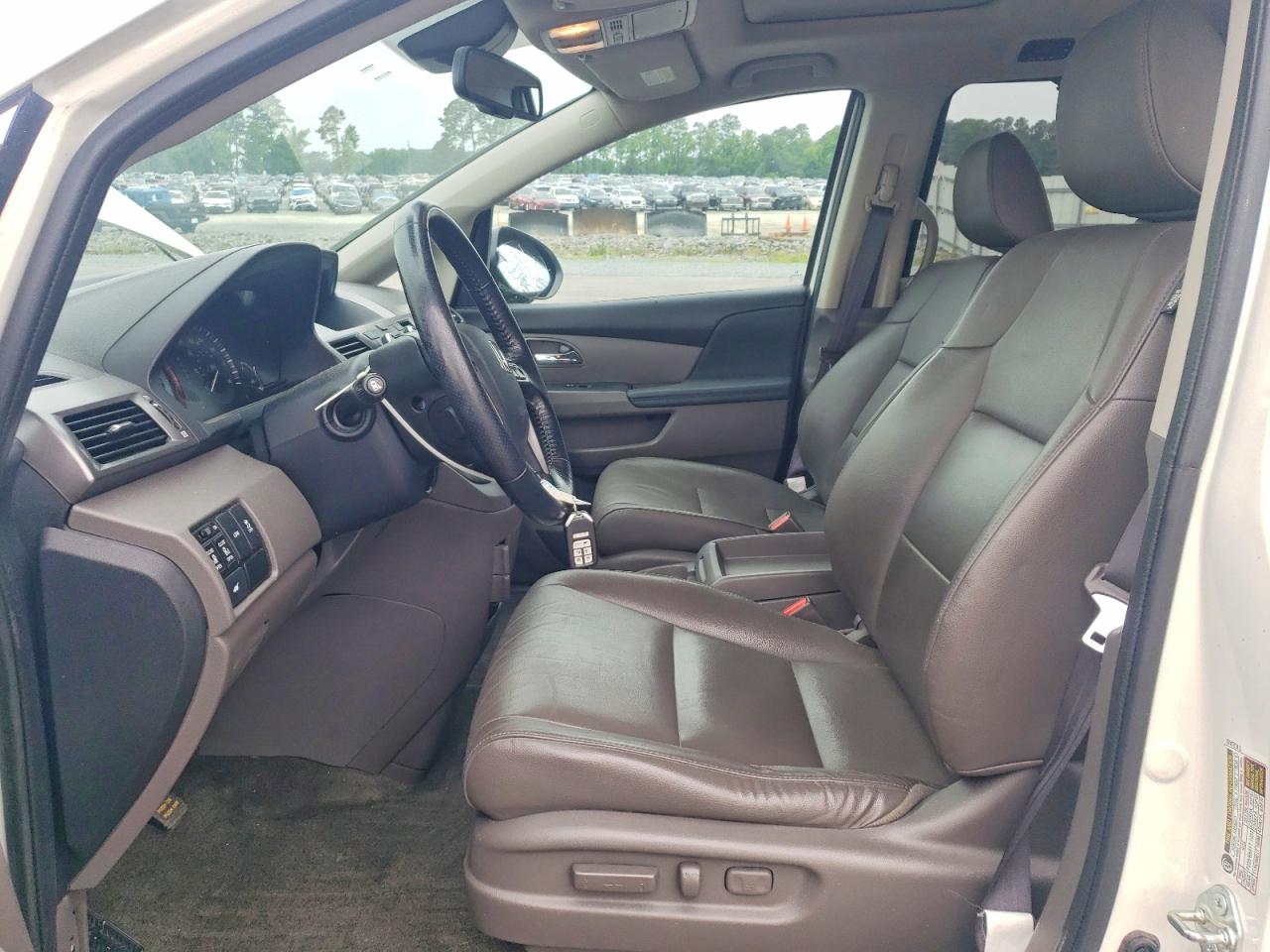 2015 Honda Odyssey Exl White vin: 5FNRL5H61FB109503