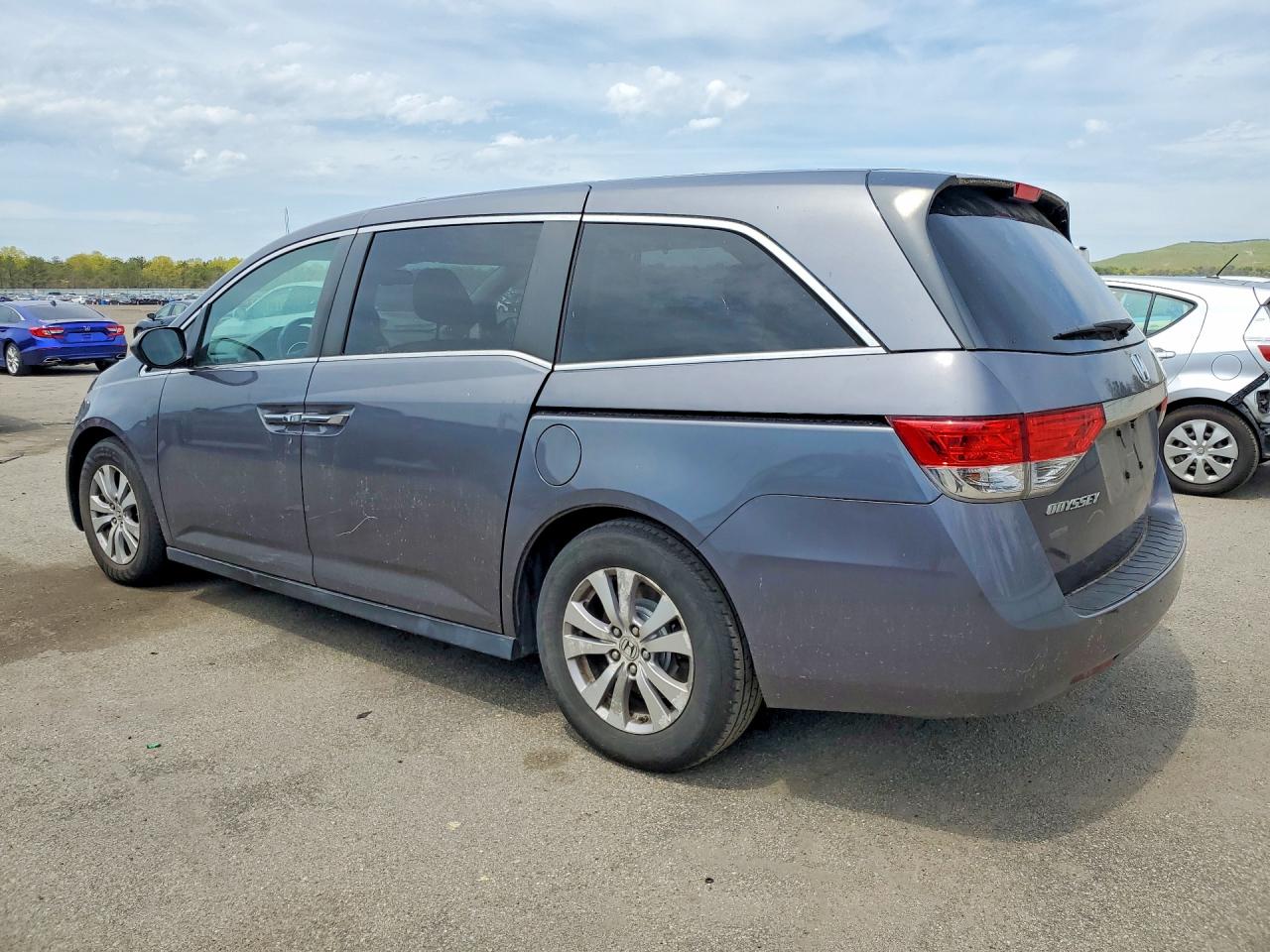 2015 Honda Odyssey Gray vin: 5FNRL5H61FB132022