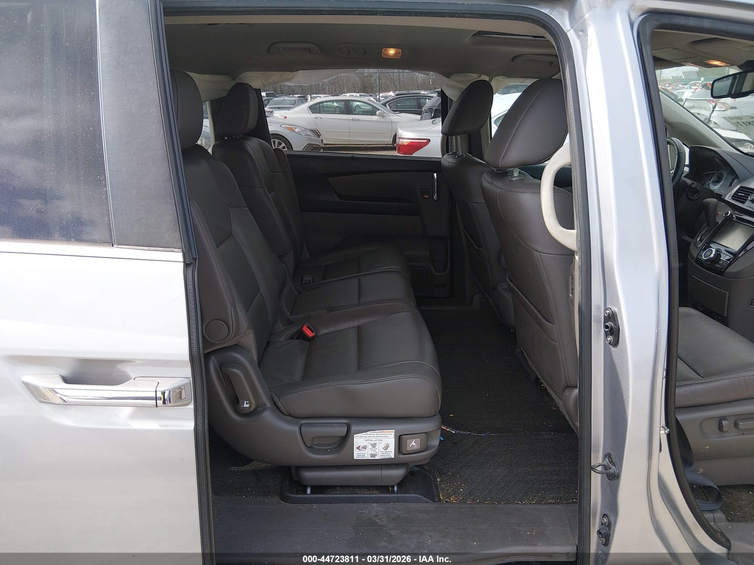 2016 Honda Odyssey Ex-l Silver vin: 5FNRL5H61GB115299