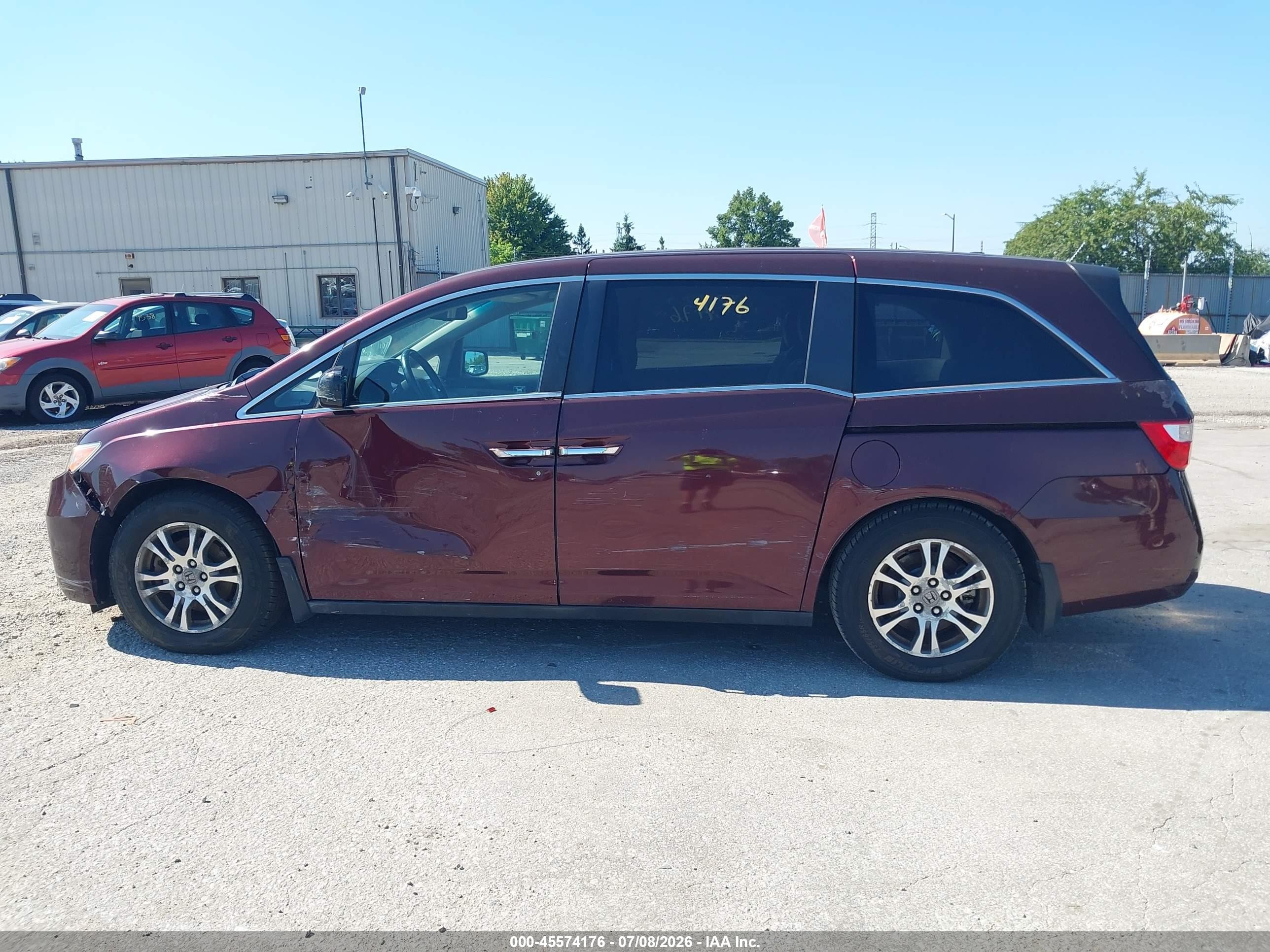 2011 Honda Odyssey Ex-l Maroon vin: 5FNRL5H62BB007802