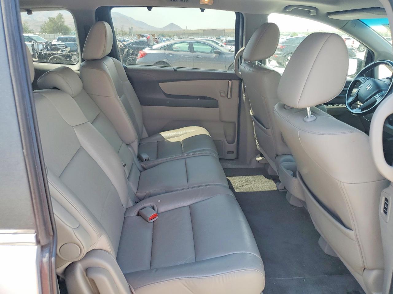 2011 Honda Odyssey Exl Silver vin: 5FNRL5H62BB046356