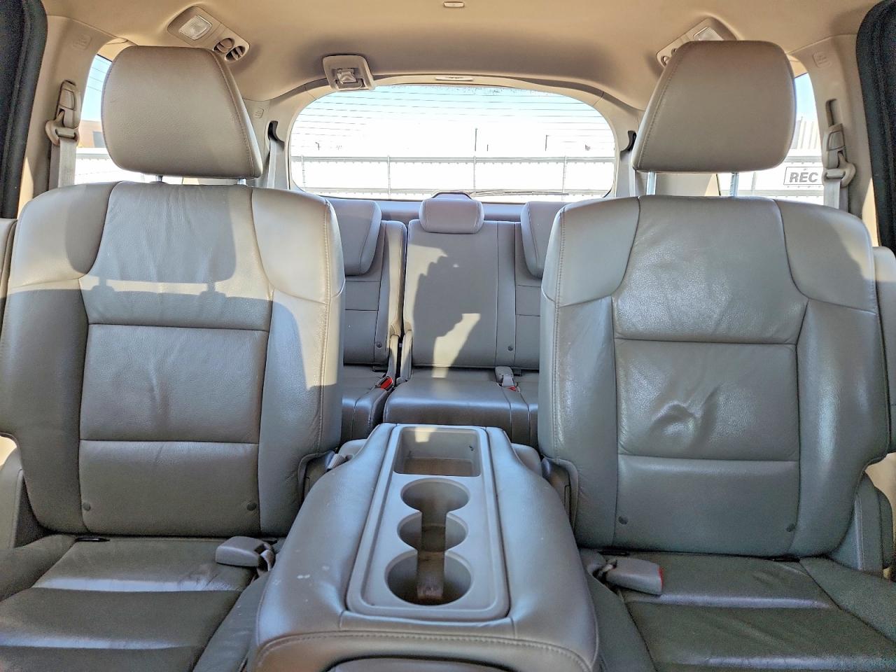 2011 Honda Odyssey Exl Темно-бордовый vin: 5FNRL5H62BB046504