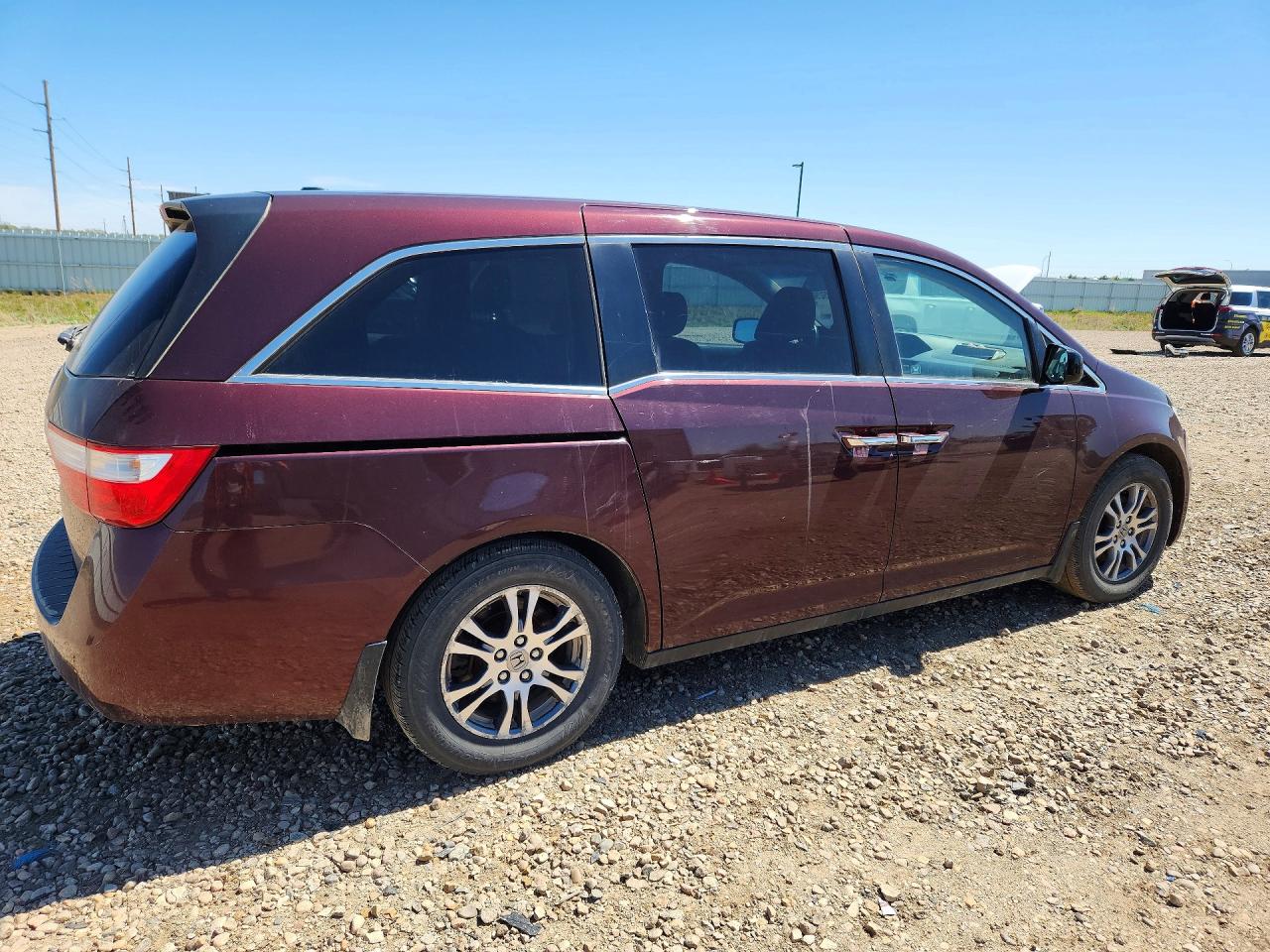 2011 Honda Odyssey Exl Темно-бордовый vin: 5FNRL5H62BB046504