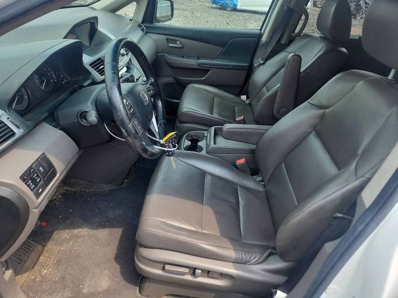 2011 Honda Odyssey Exl Белый vin: 5FNRL5H62BB050746