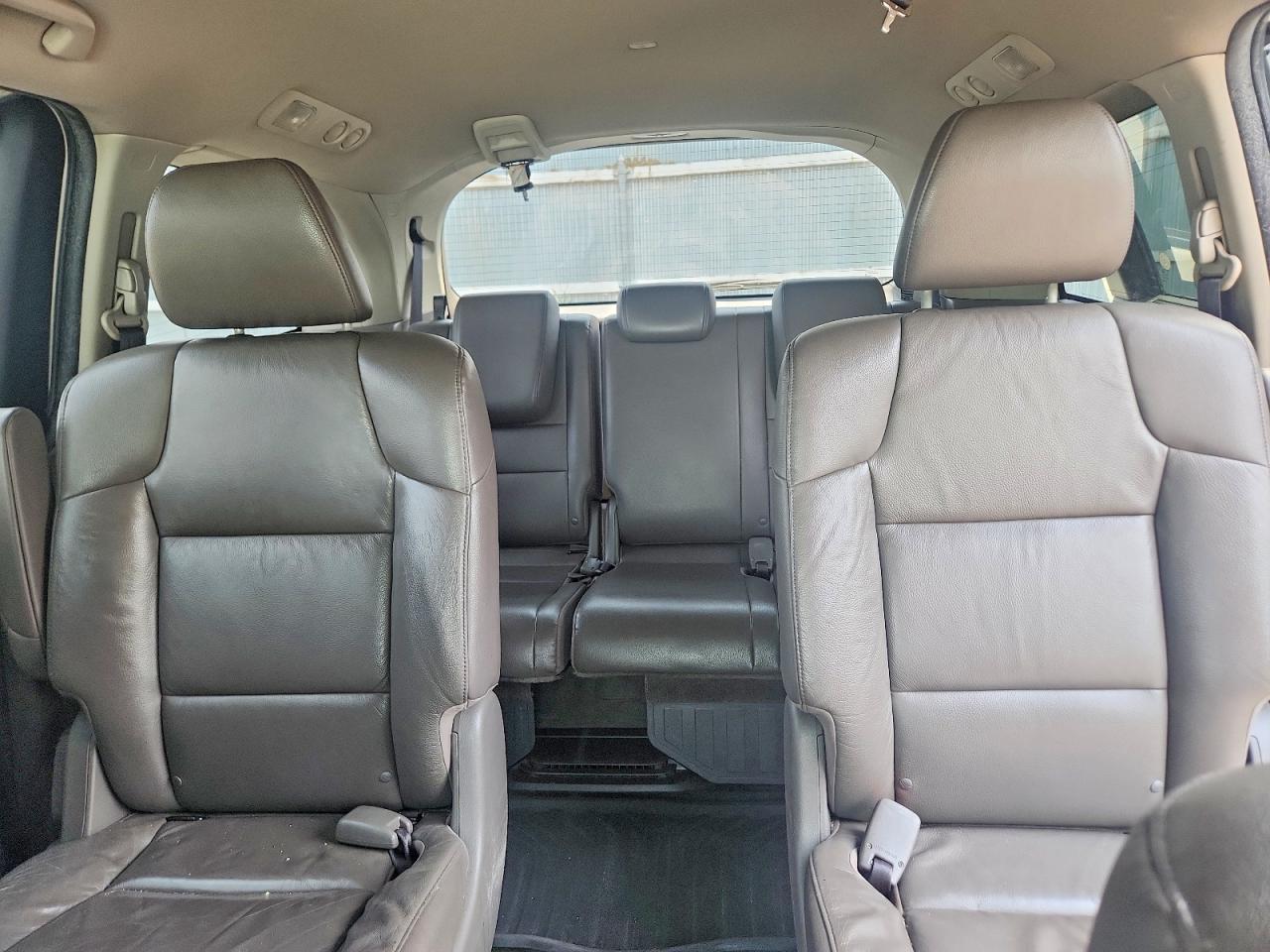 2011 Honda Odyssey Exl Белый vin: 5FNRL5H62BB050746