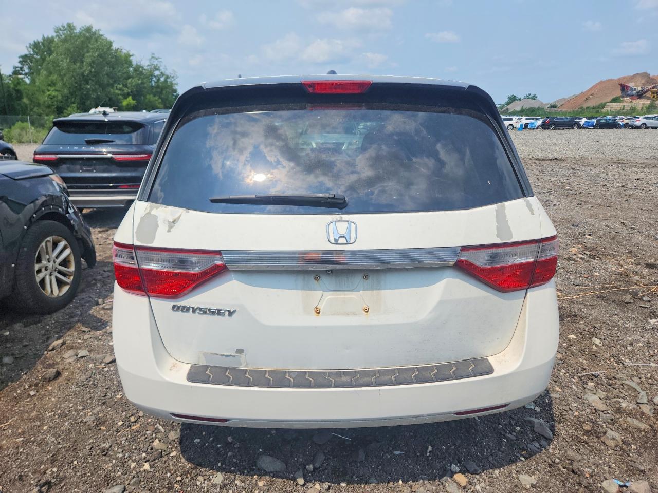 2011 Honda Odyssey Exl Белый vin: 5FNRL5H62BB050746